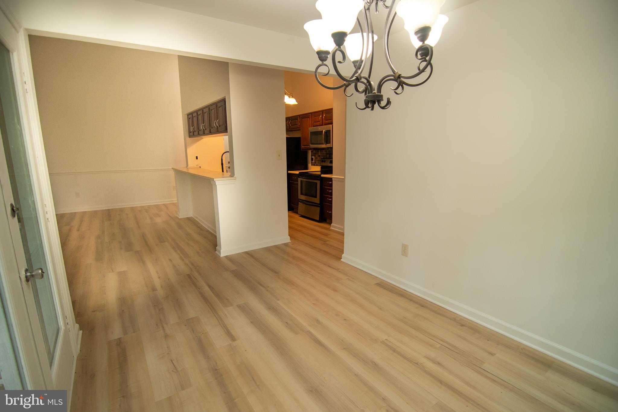 WOODBRIDGE CENTER - Residential