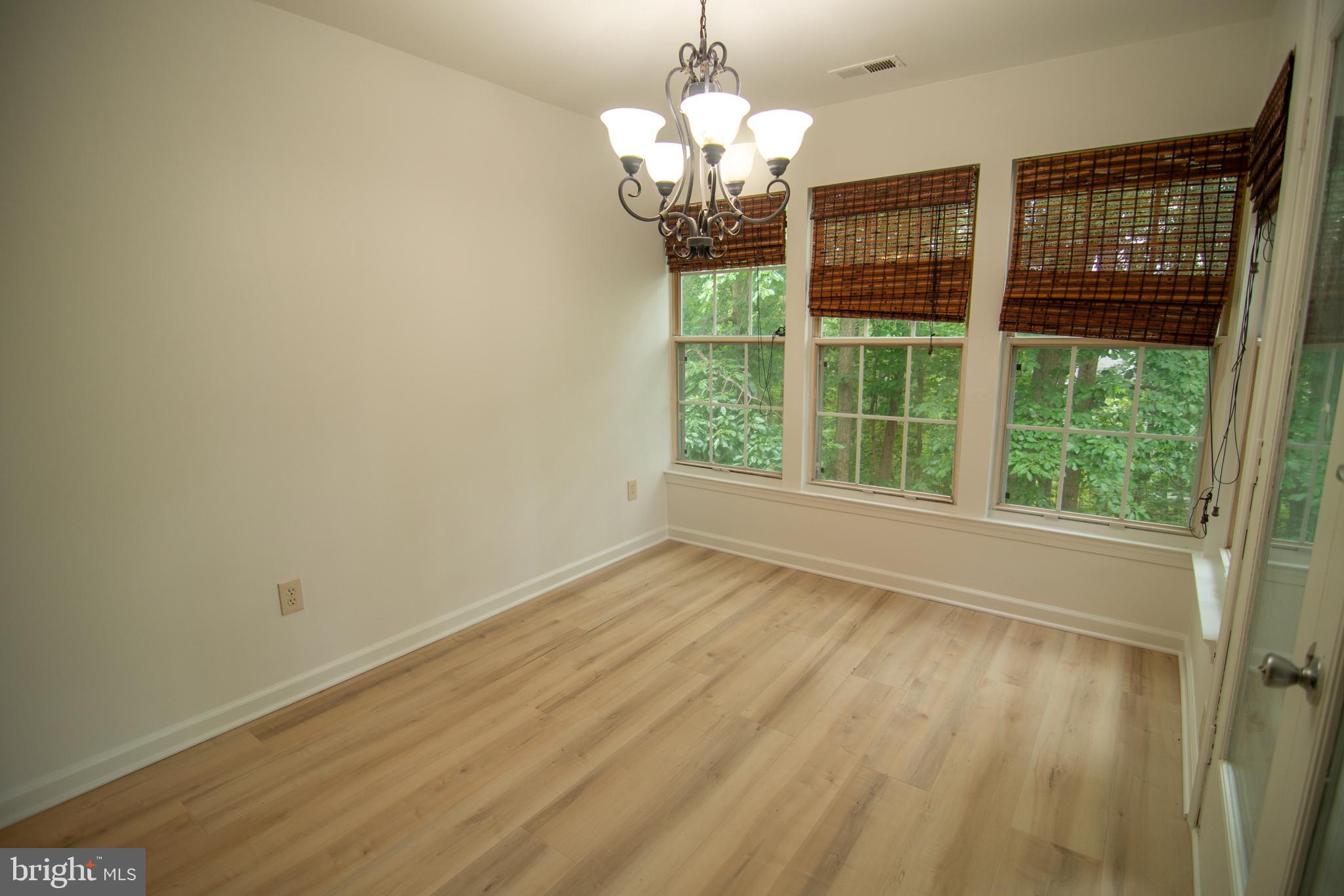 WOODBRIDGE CENTER - Residential