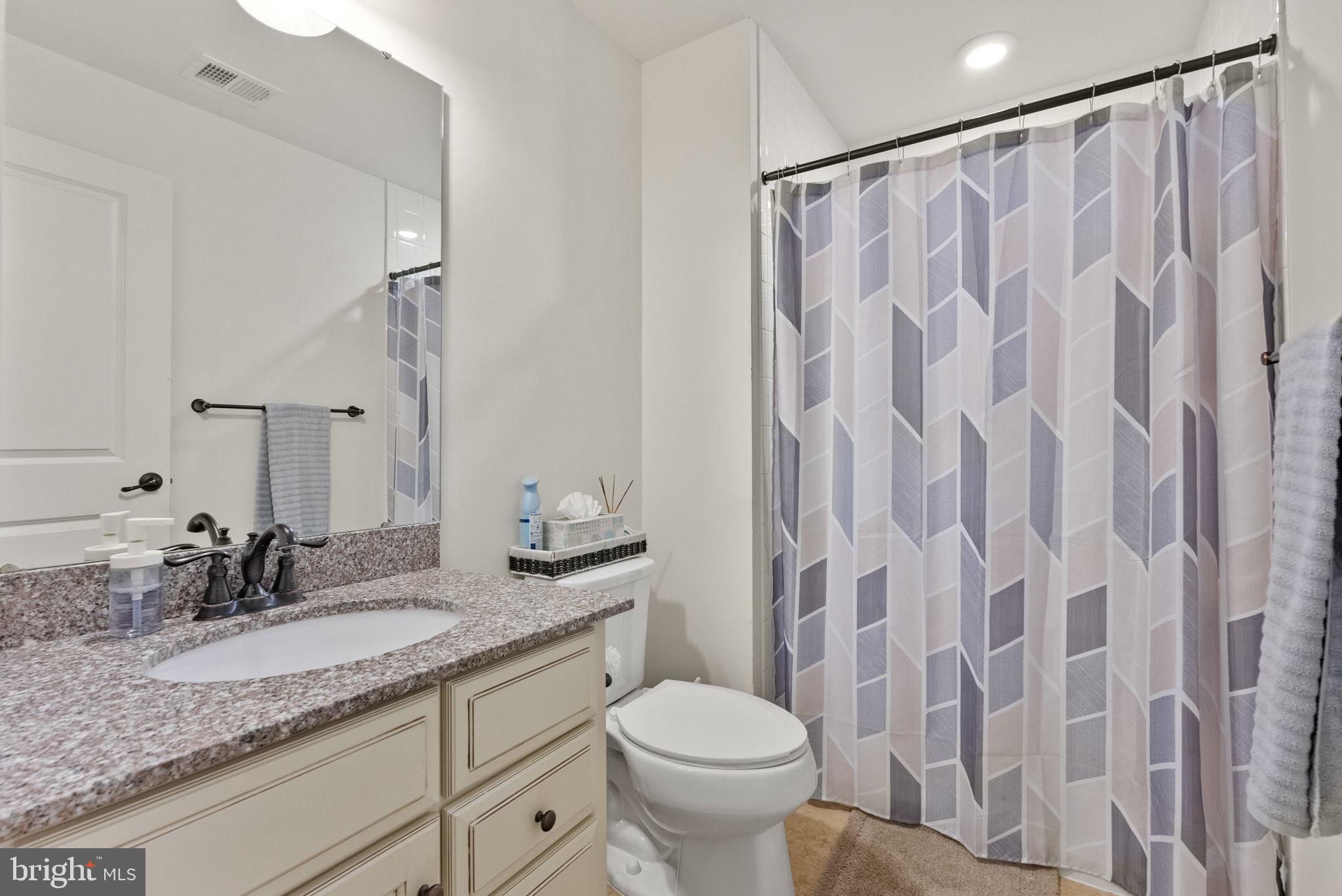 DAWSON'S CORNER - Residential