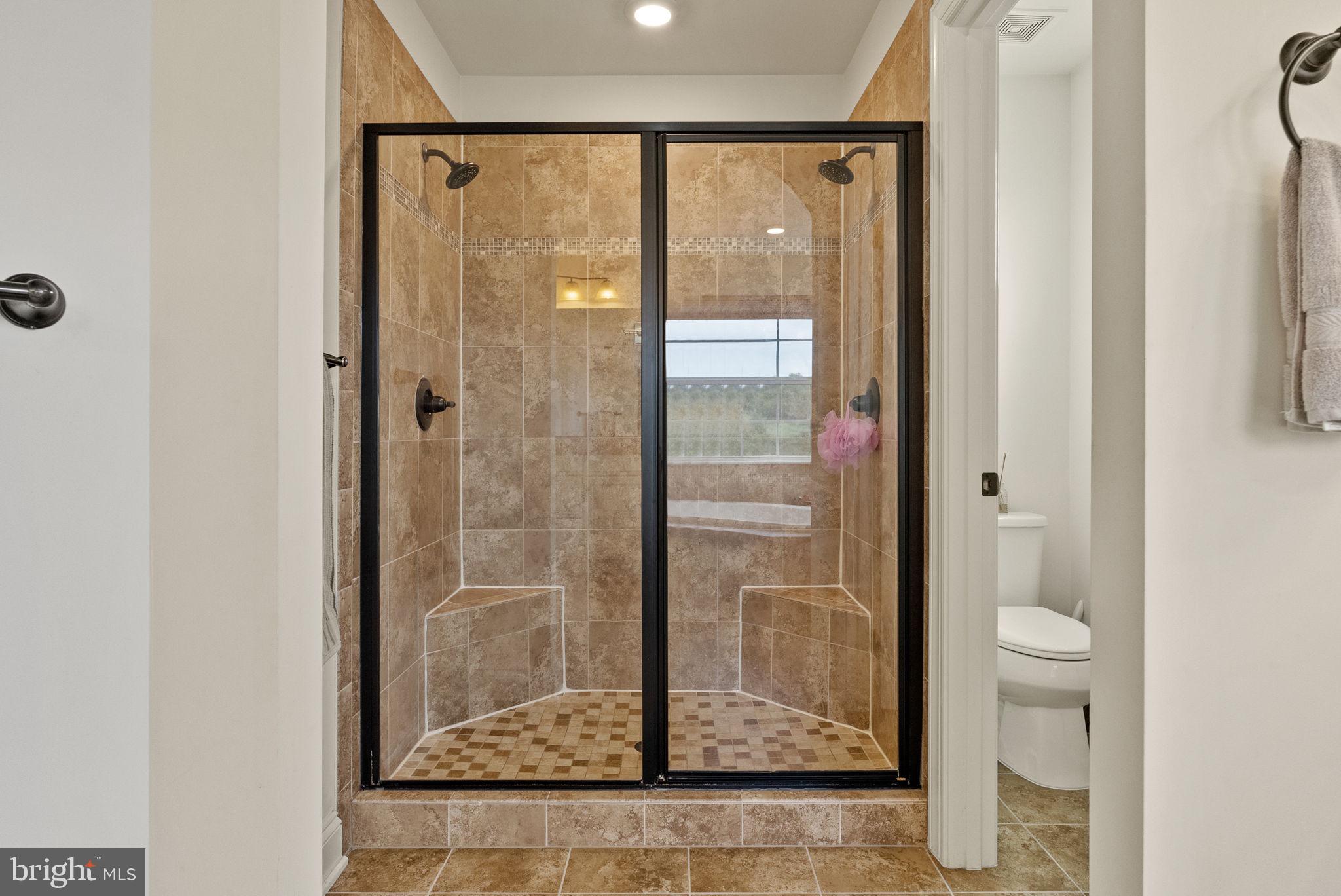 DAWSON'S CORNER - Residential