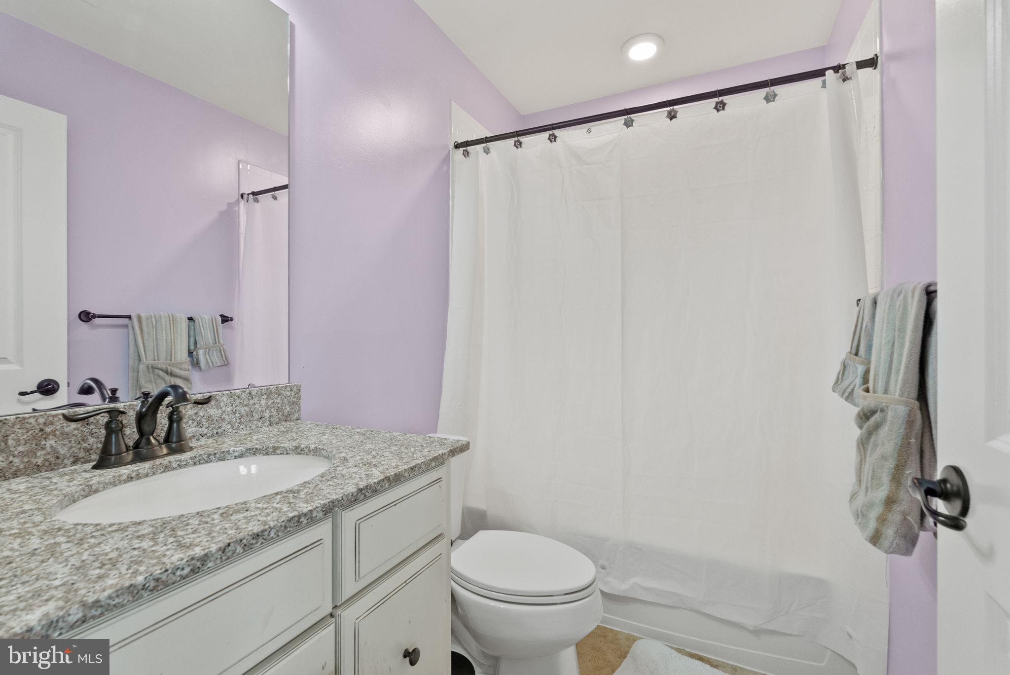 DAWSON'S CORNER - Residential