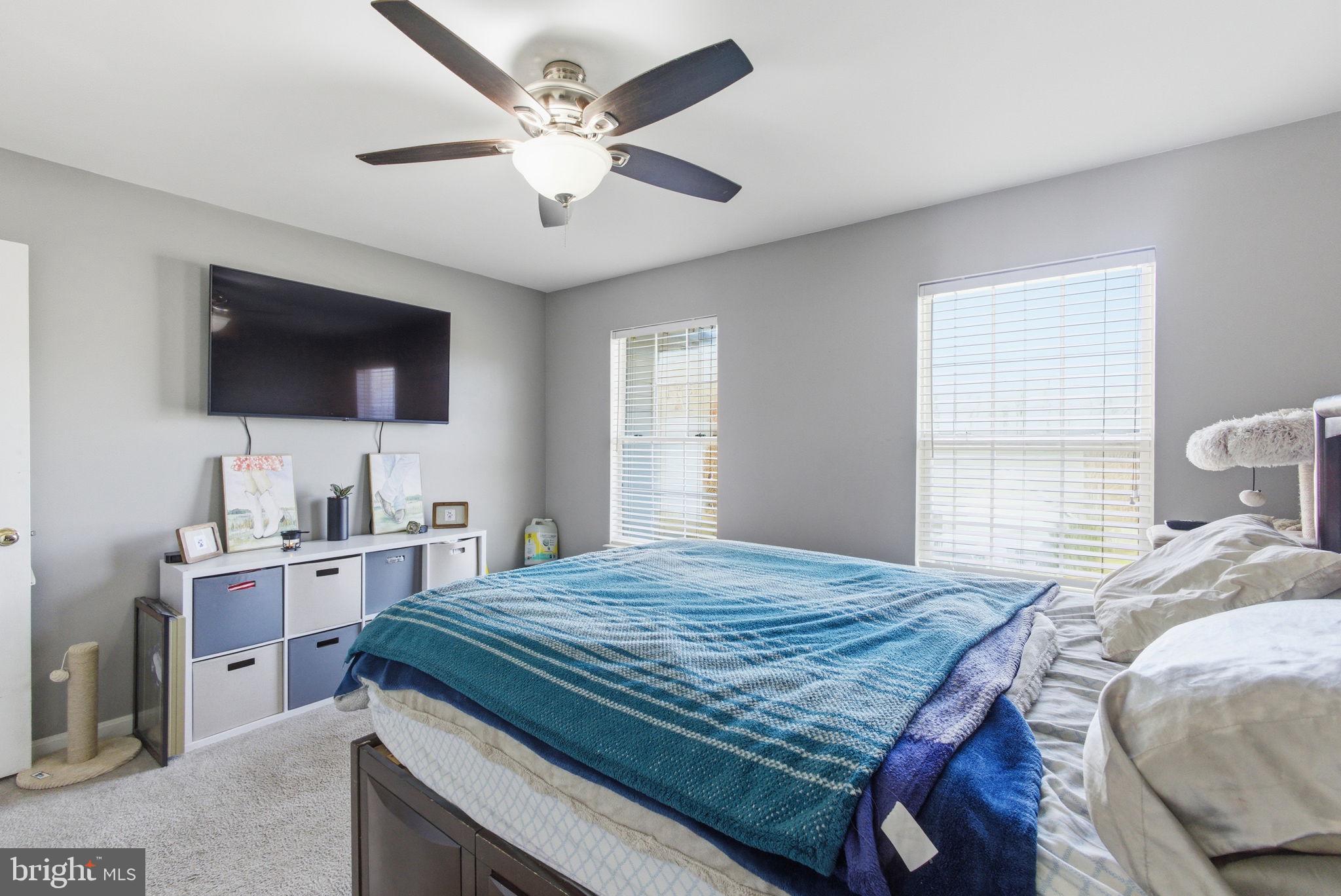 HUNTING QUARTERS - Residential