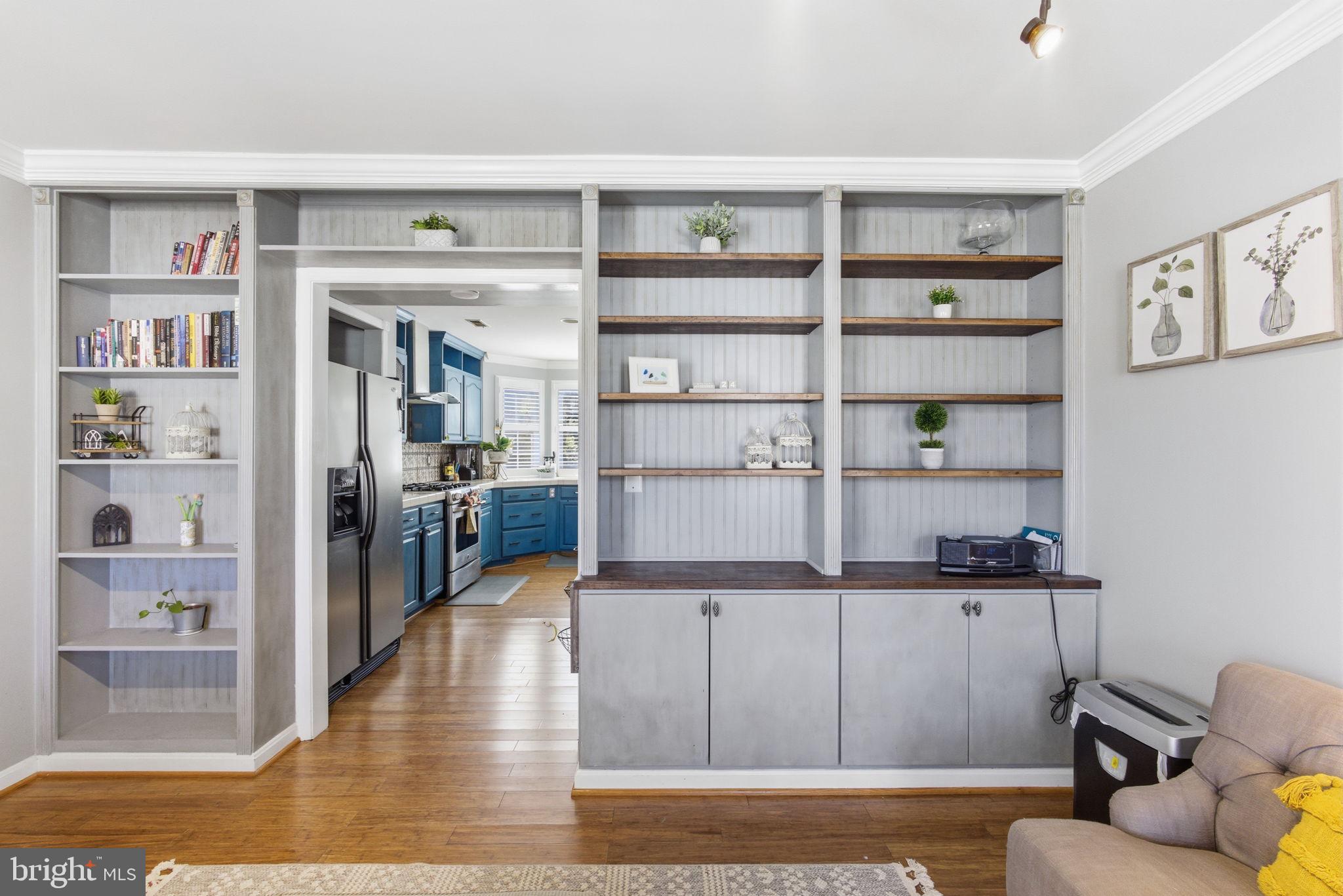 HUNTING QUARTERS - Residential