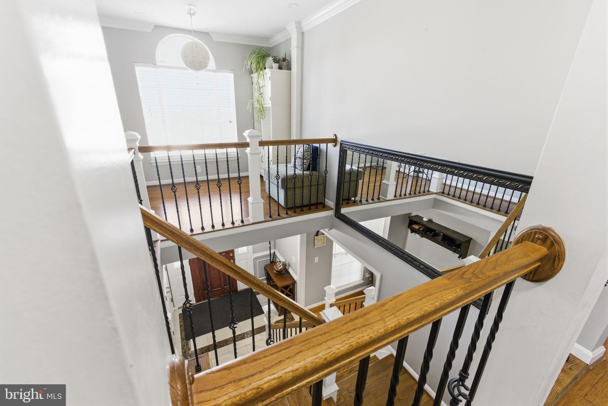 HUNTING QUARTERS - Residential