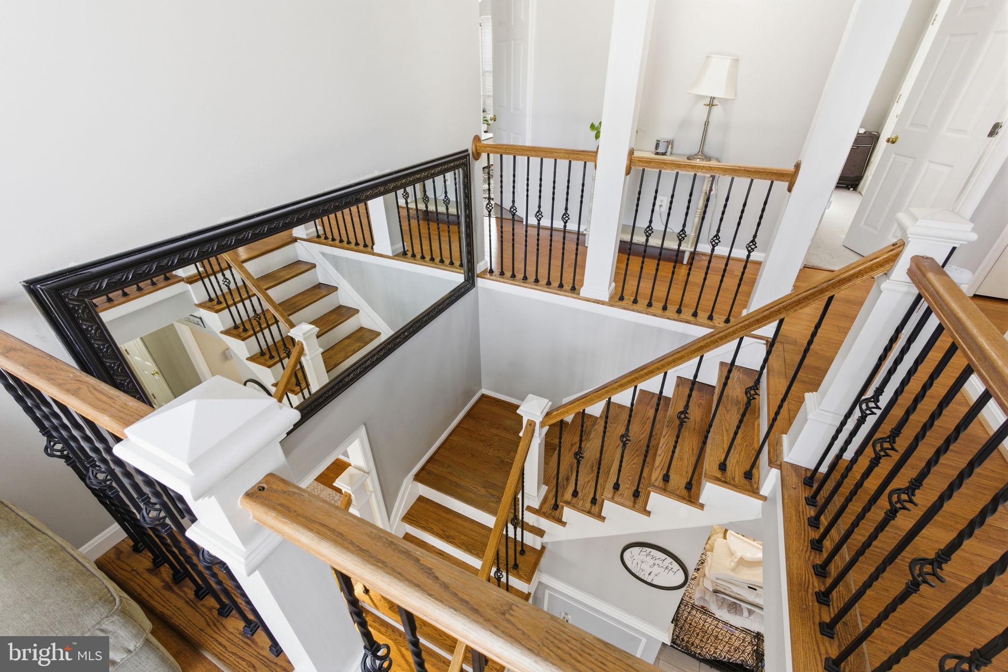 HUNTING QUARTERS - Residential