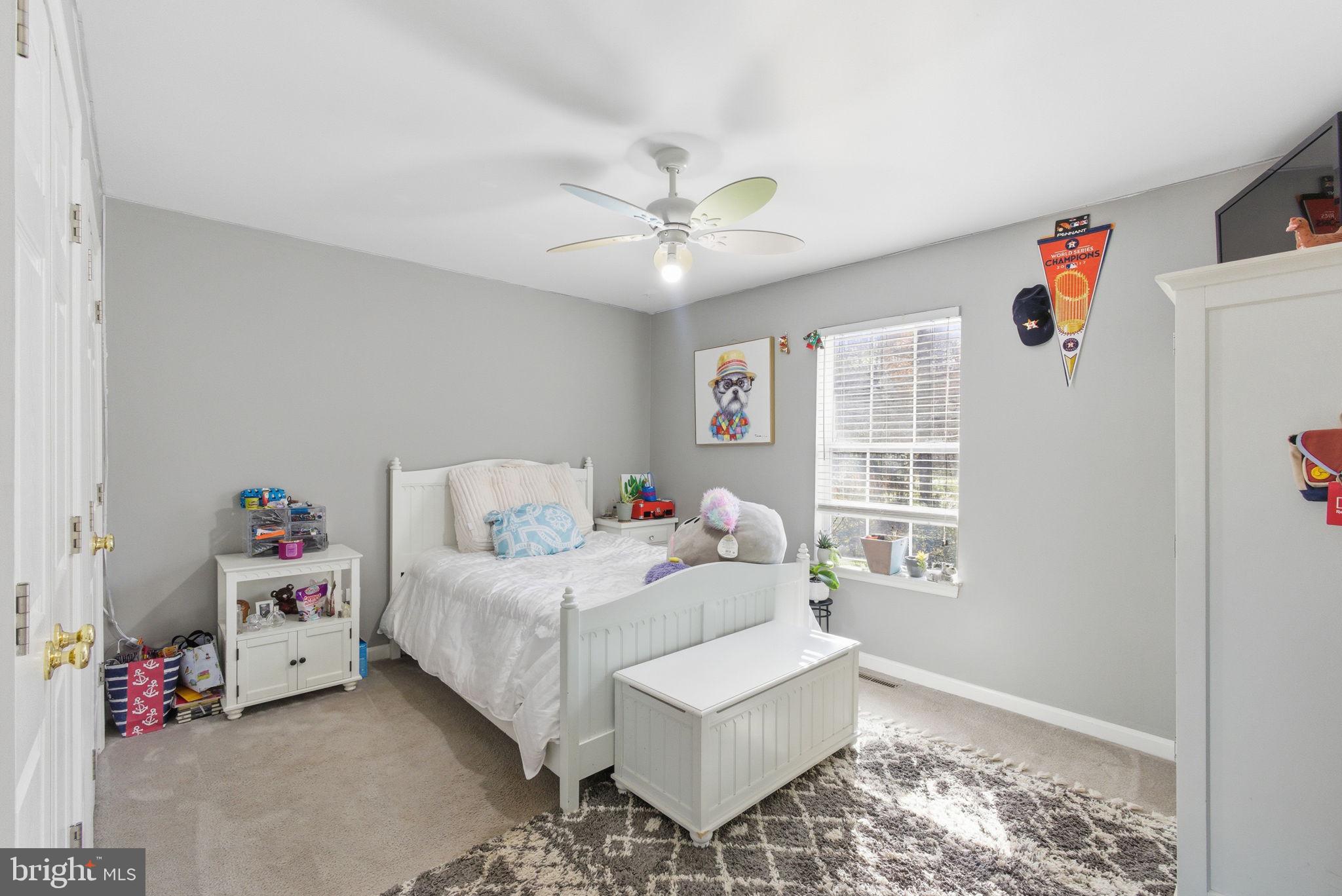 HUNTING QUARTERS - Residential