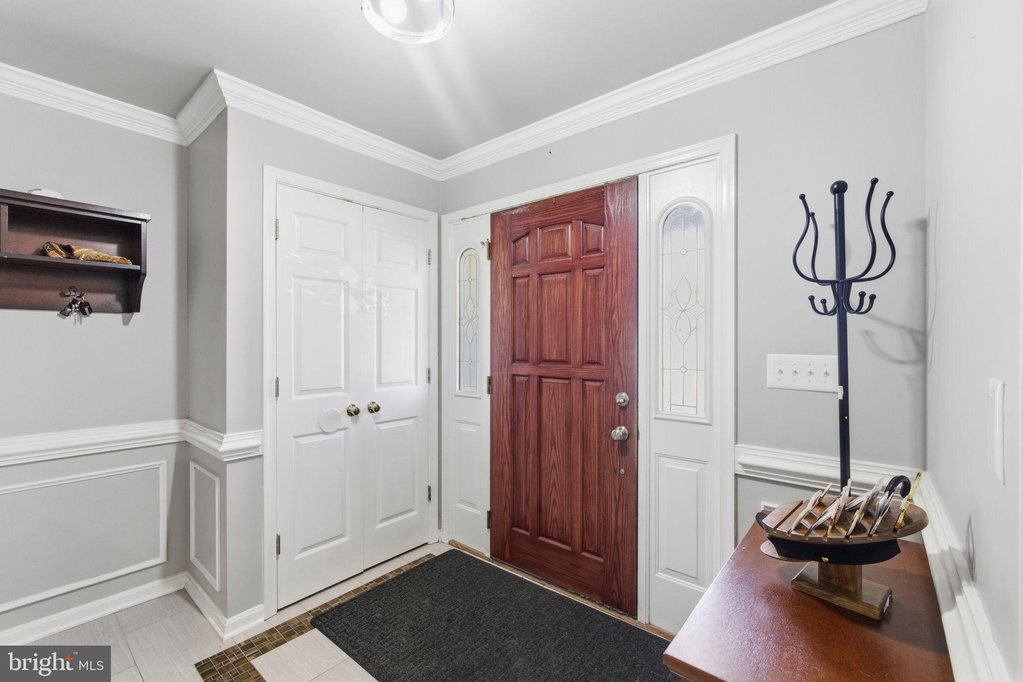 HUNTING QUARTERS - Residential