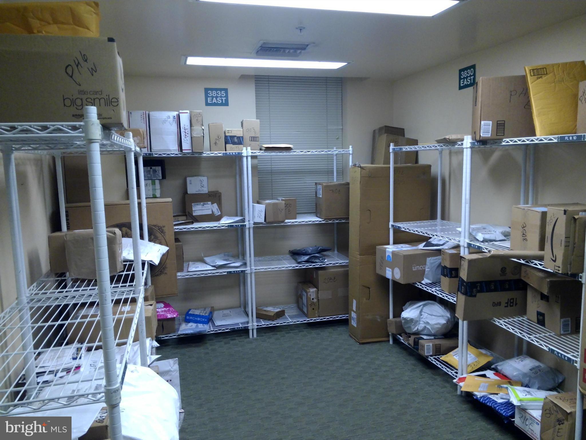 LEXINGTON SQUARE - Residential