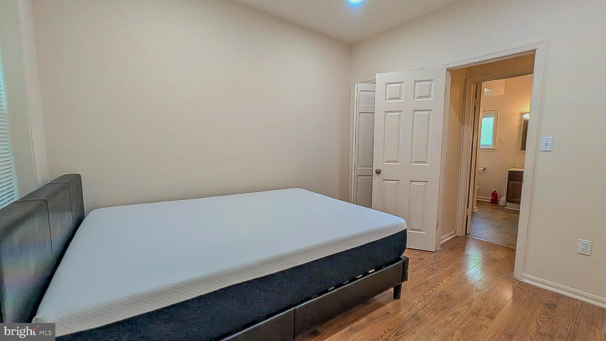 RIDGELY'S DELIGHT - Residential