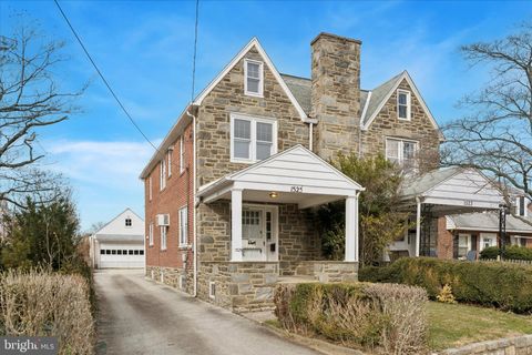 1525 W WYNNEWOOD ARDMORE PA 19003