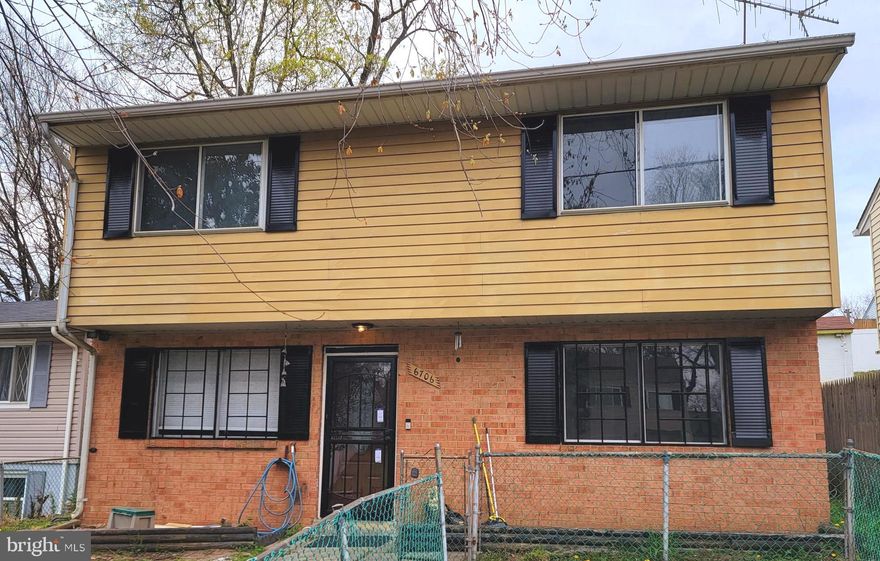 Cozy 4 Bedroom 2 bathroom Detached home with private driveway on a quiet street.  Convenient to the Beltway and shopping. Minimum 620 credit score and verifiable income 2 times monthly rent ($4900) No evictions or Pending Judgments. Good rental history required.