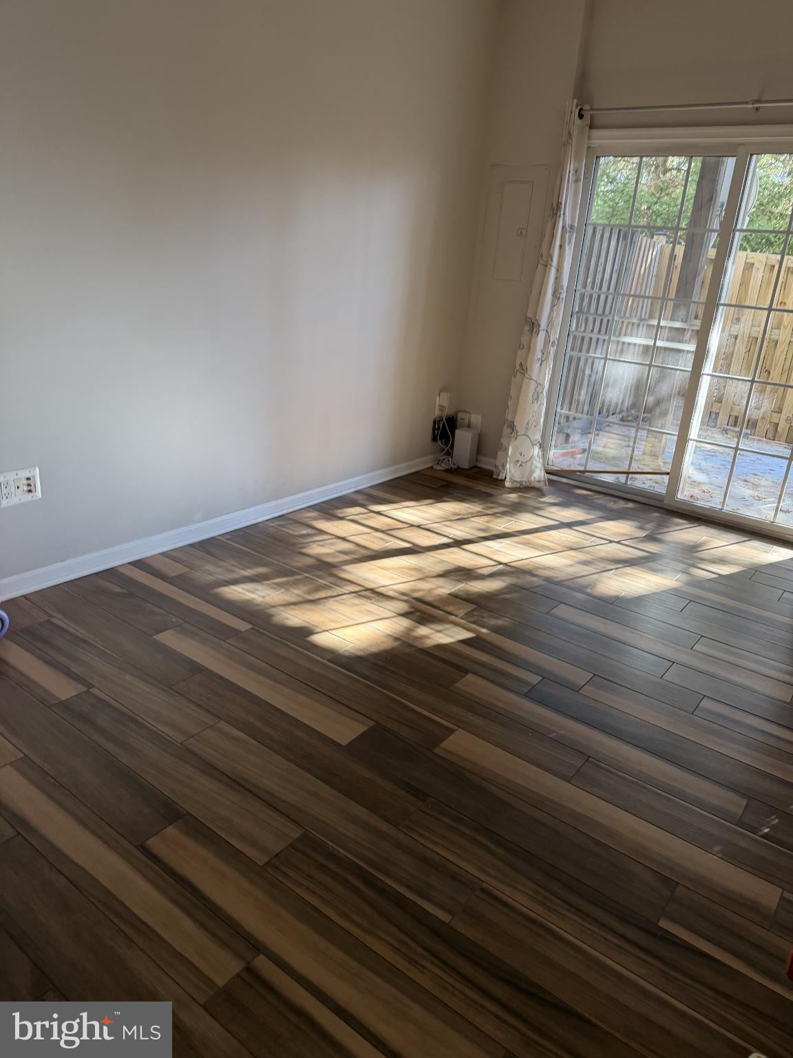 RIDGETOP COMMONS - Residential Lease