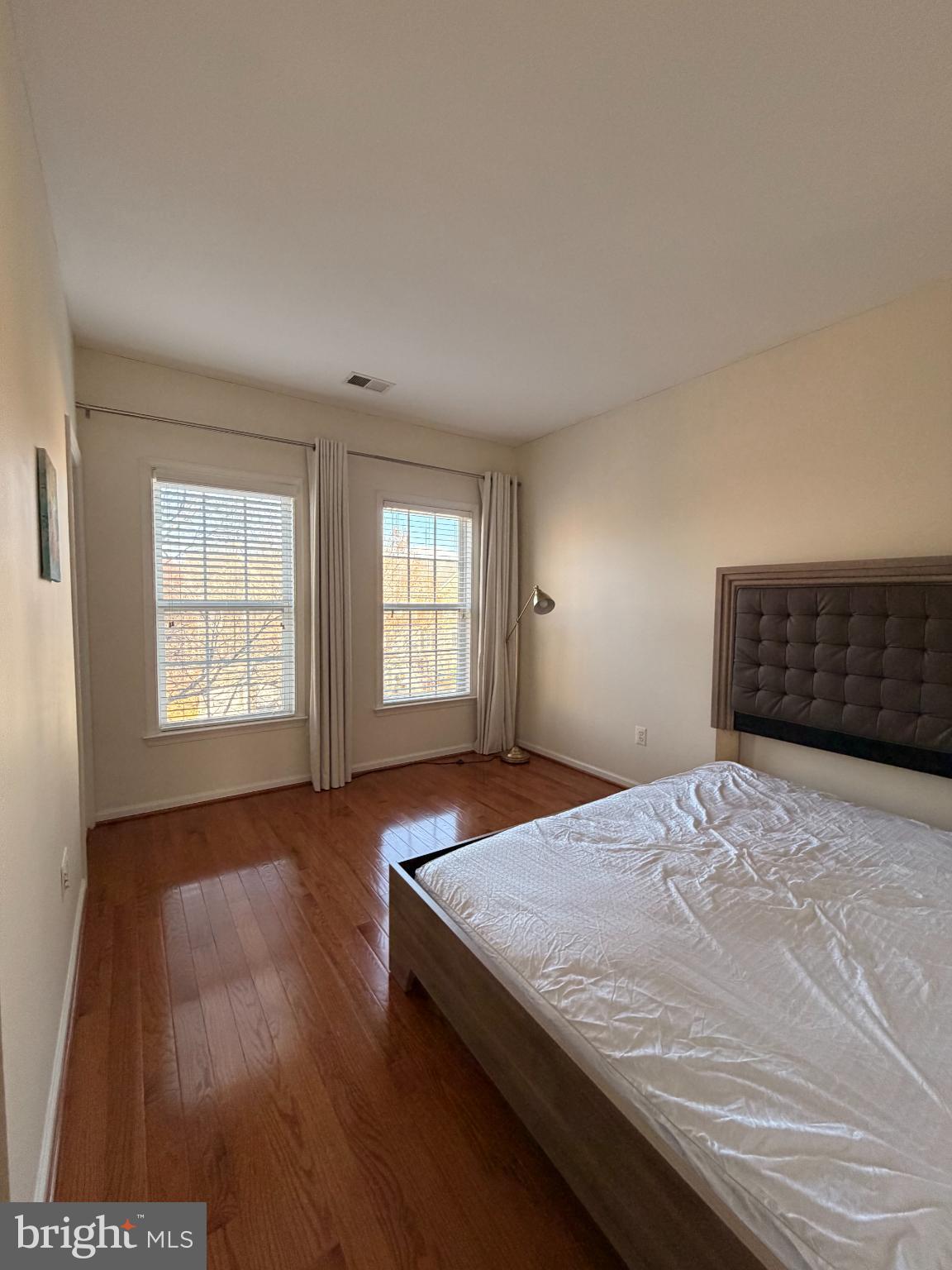 RIDGETOP COMMONS - Residential Lease