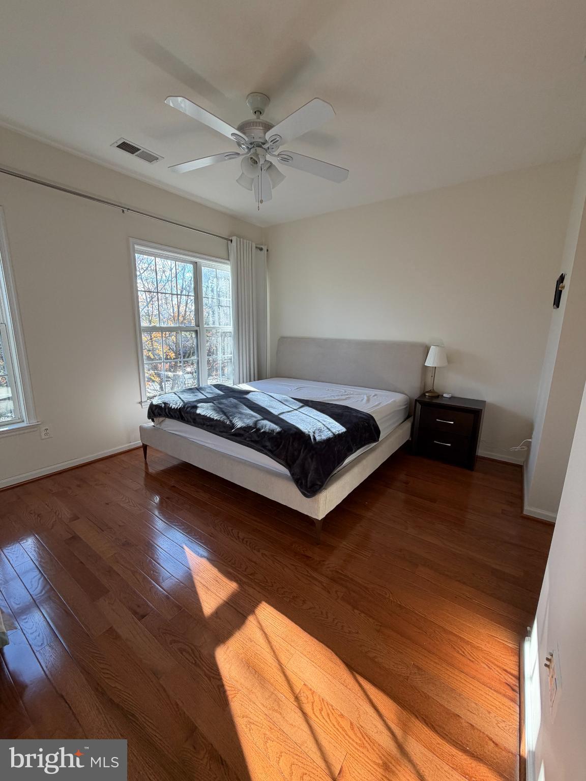 RIDGETOP COMMONS - Residential Lease