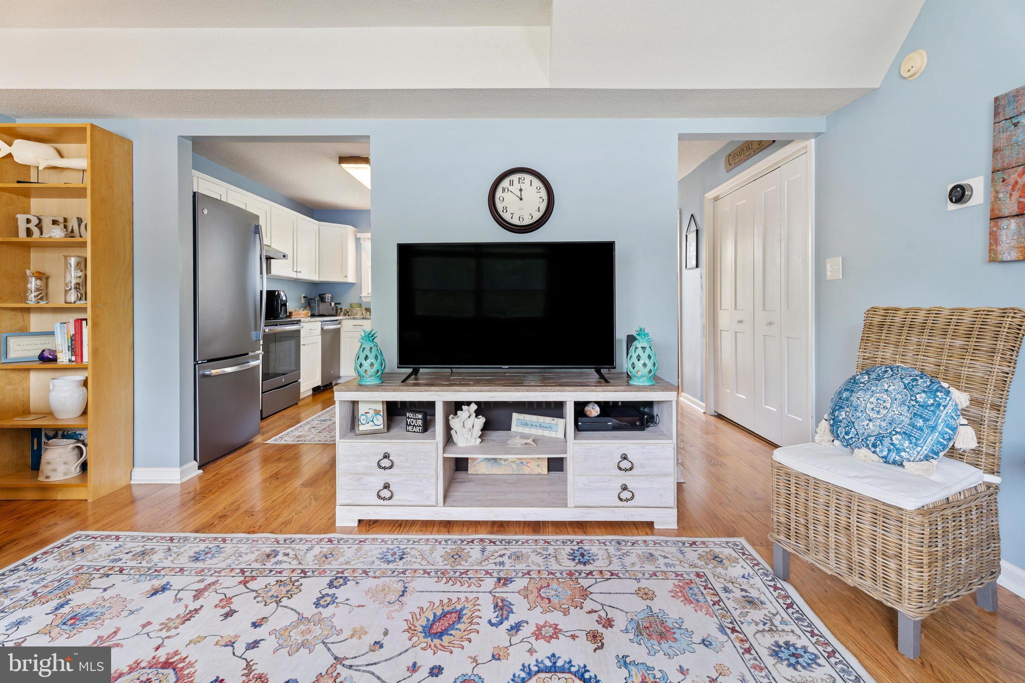 158 JAMESTOWN ROAD 1