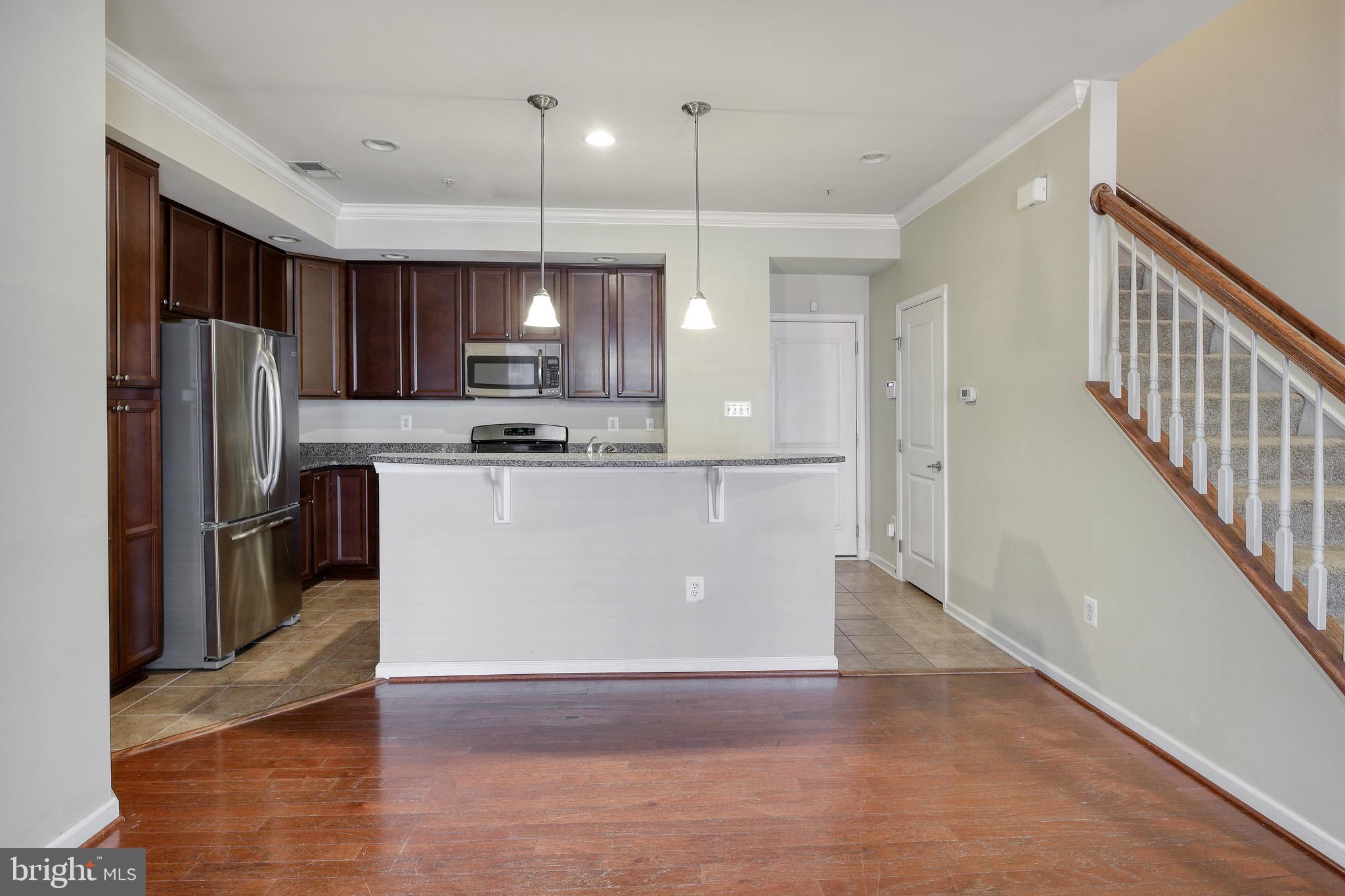 RED OAK CROSSING - Residential Lease