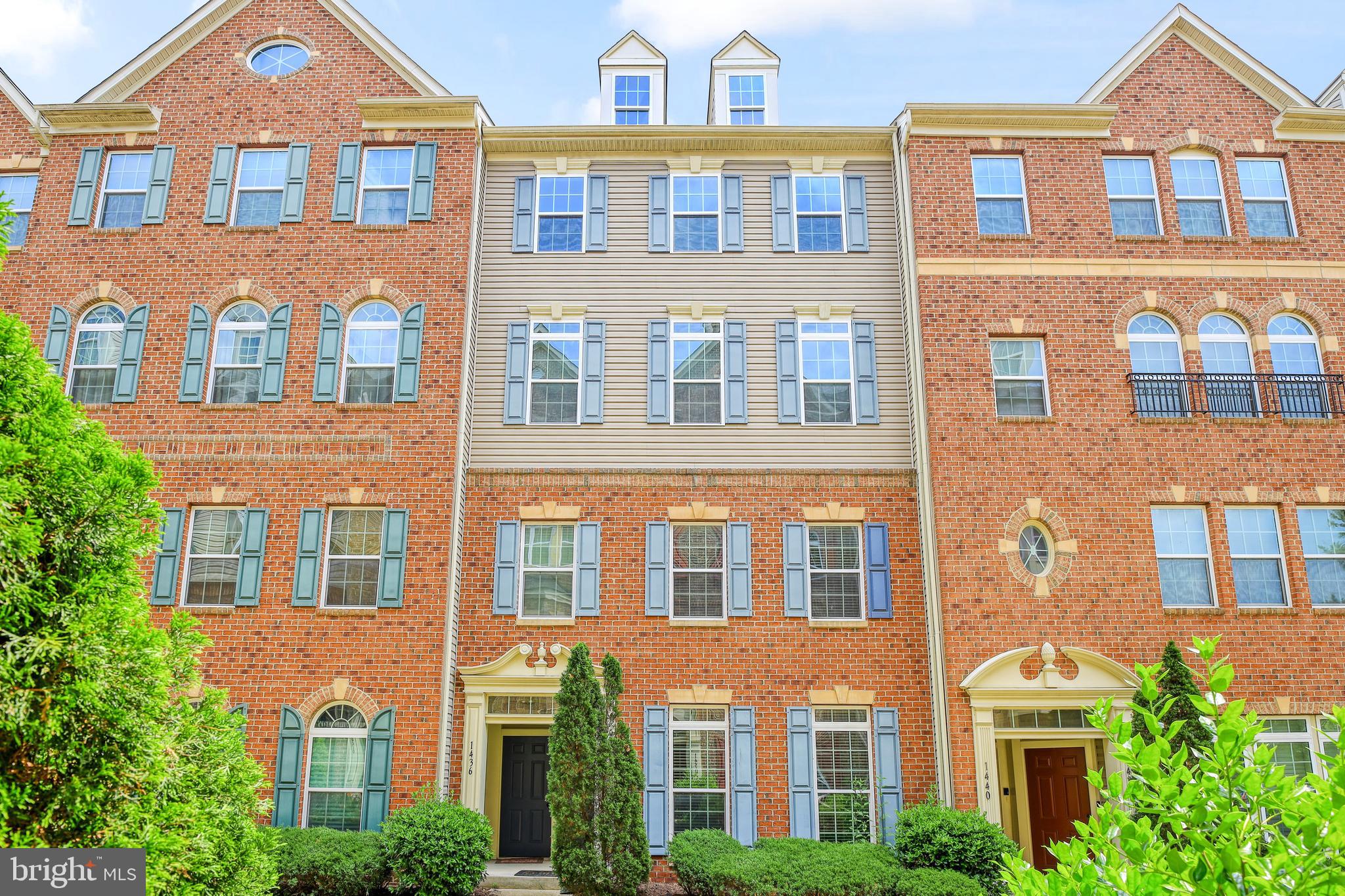 RED OAK CROSSING - Residential Lease