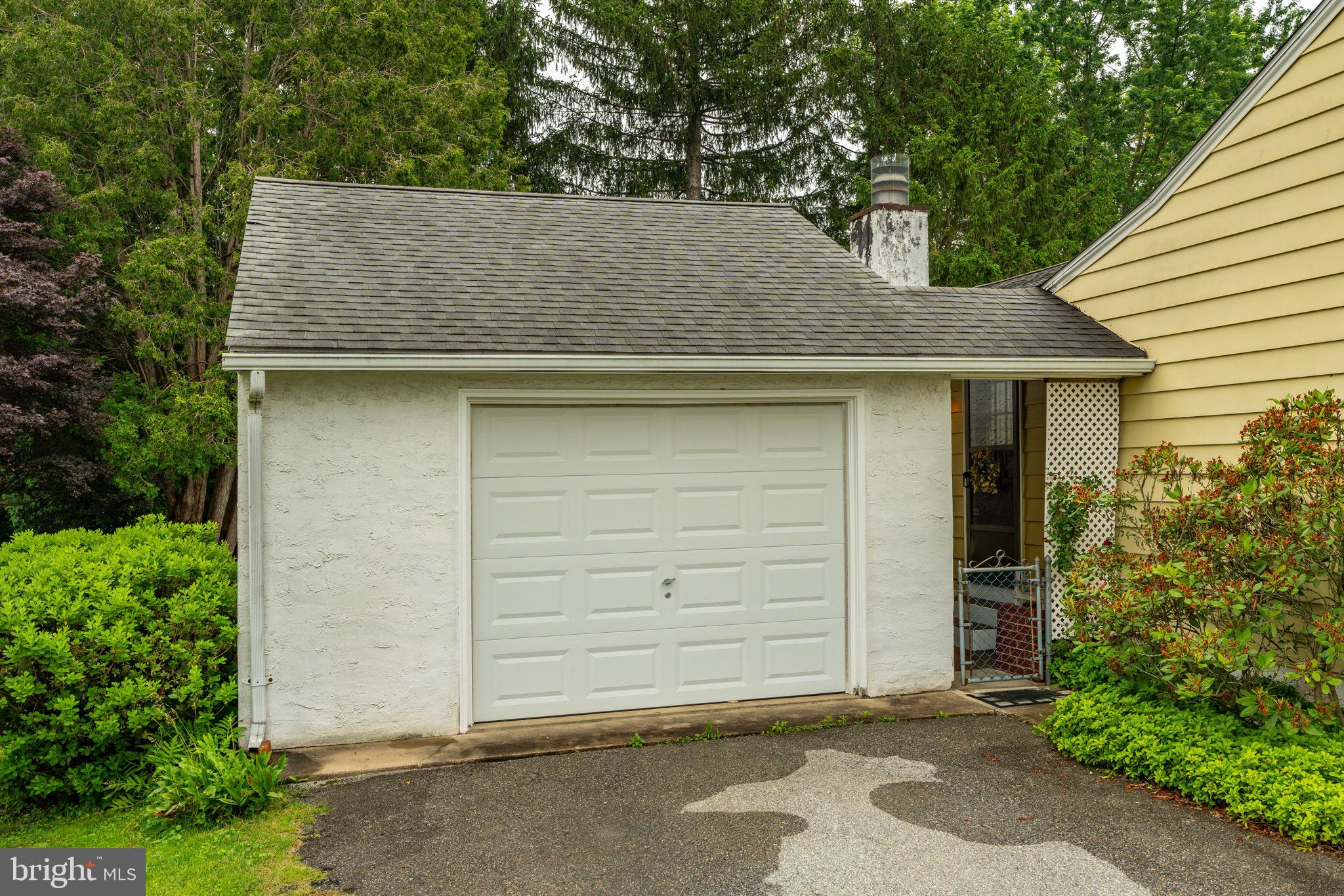 3 FORREST AVENUE