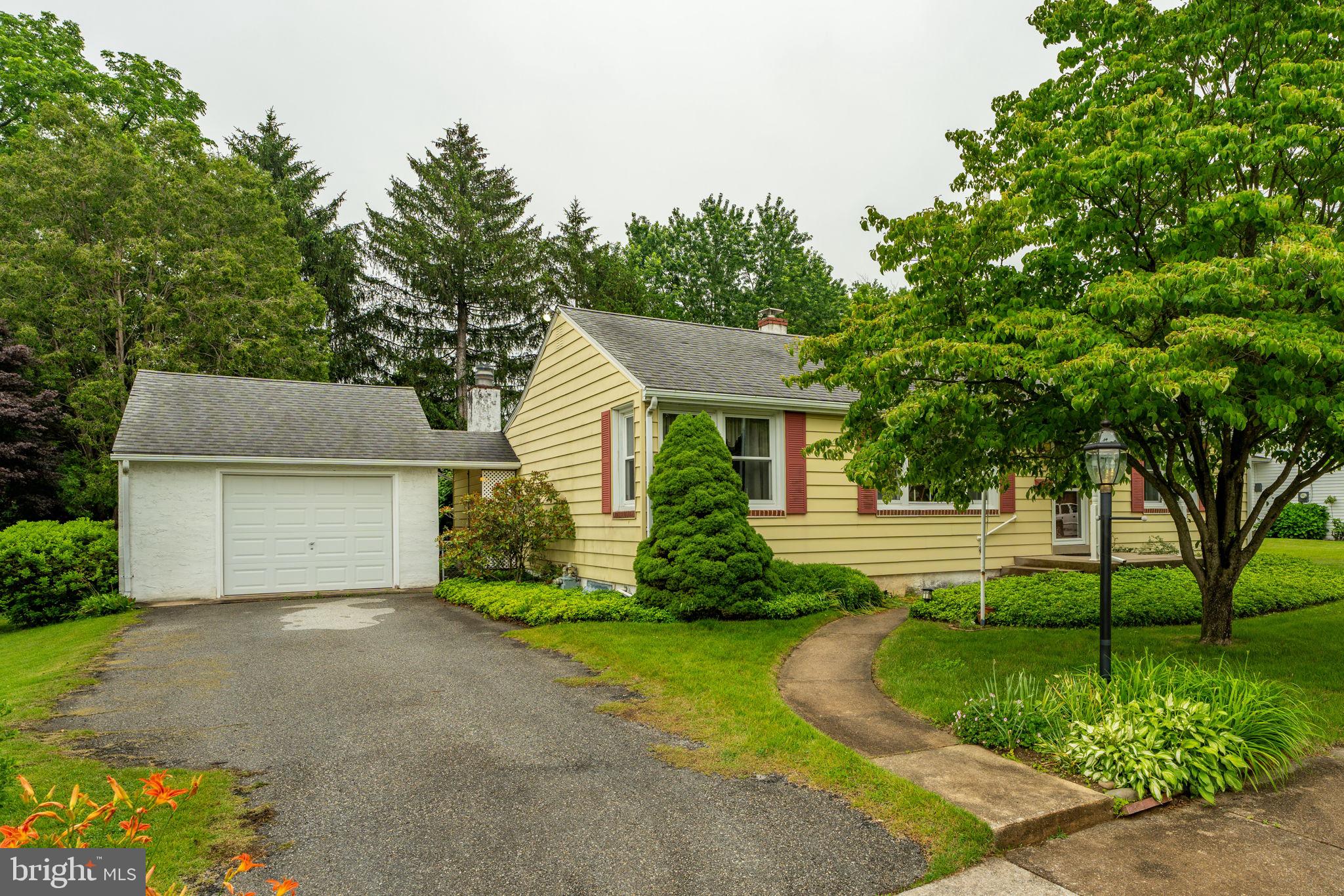 3 FORREST AVENUE