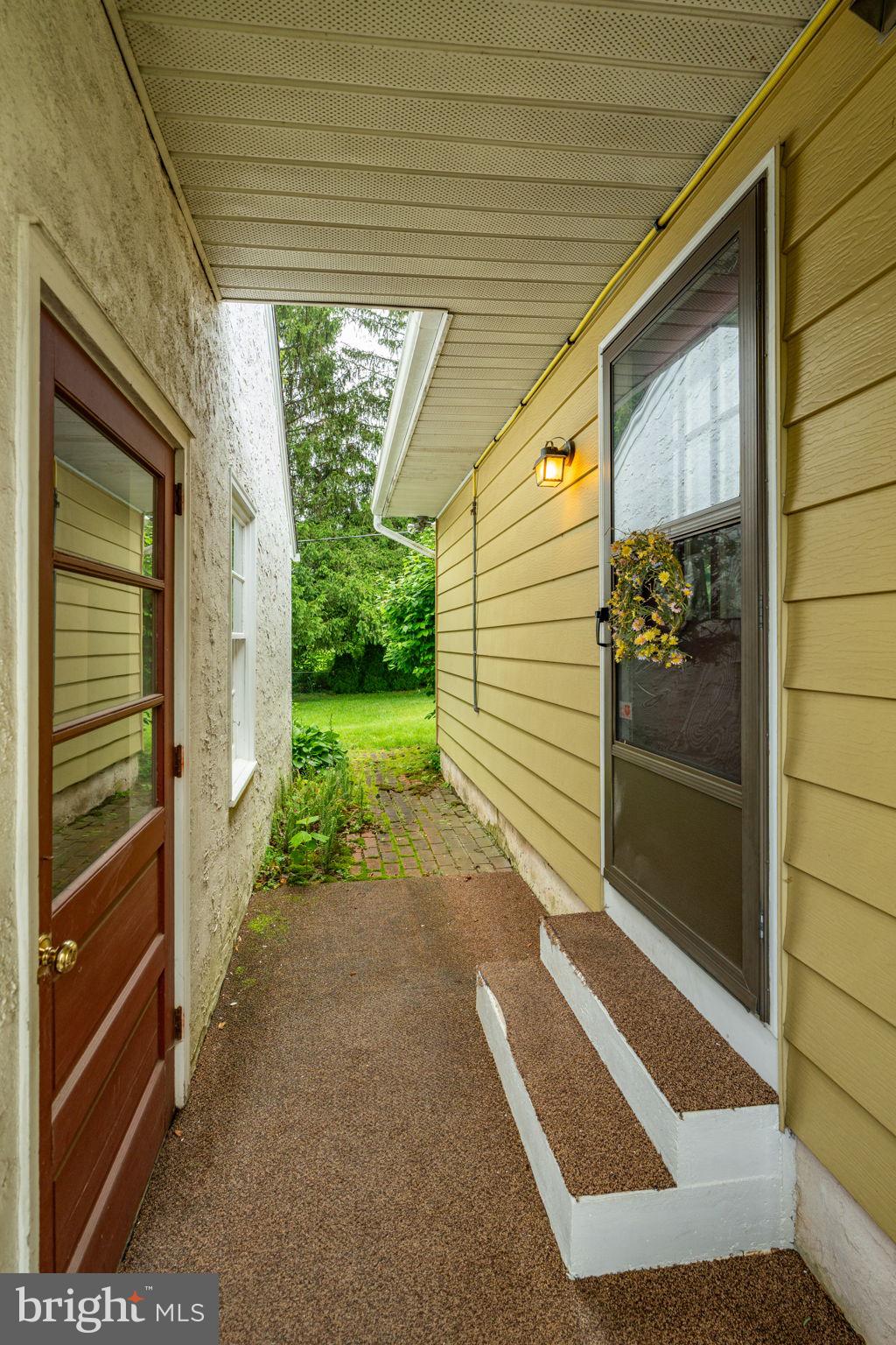 3 FORREST AVENUE