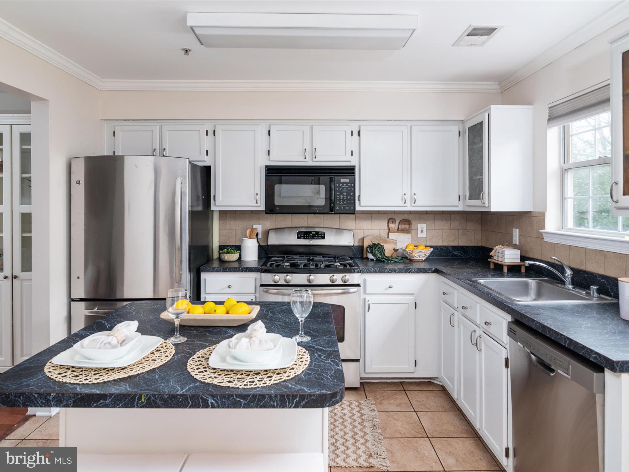 SYCAMORE MEWS - Residential