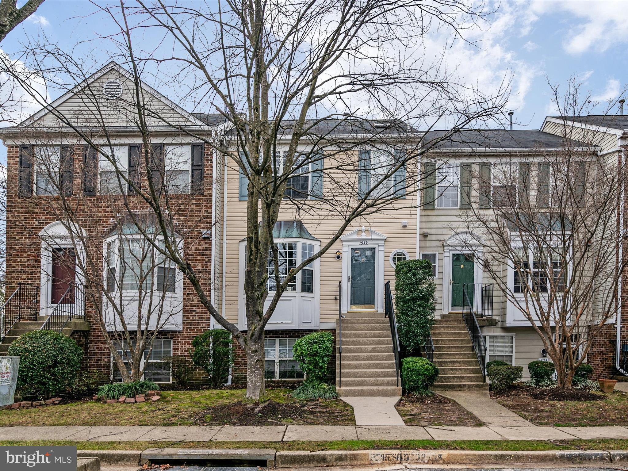 SYCAMORE MEWS - Residential
