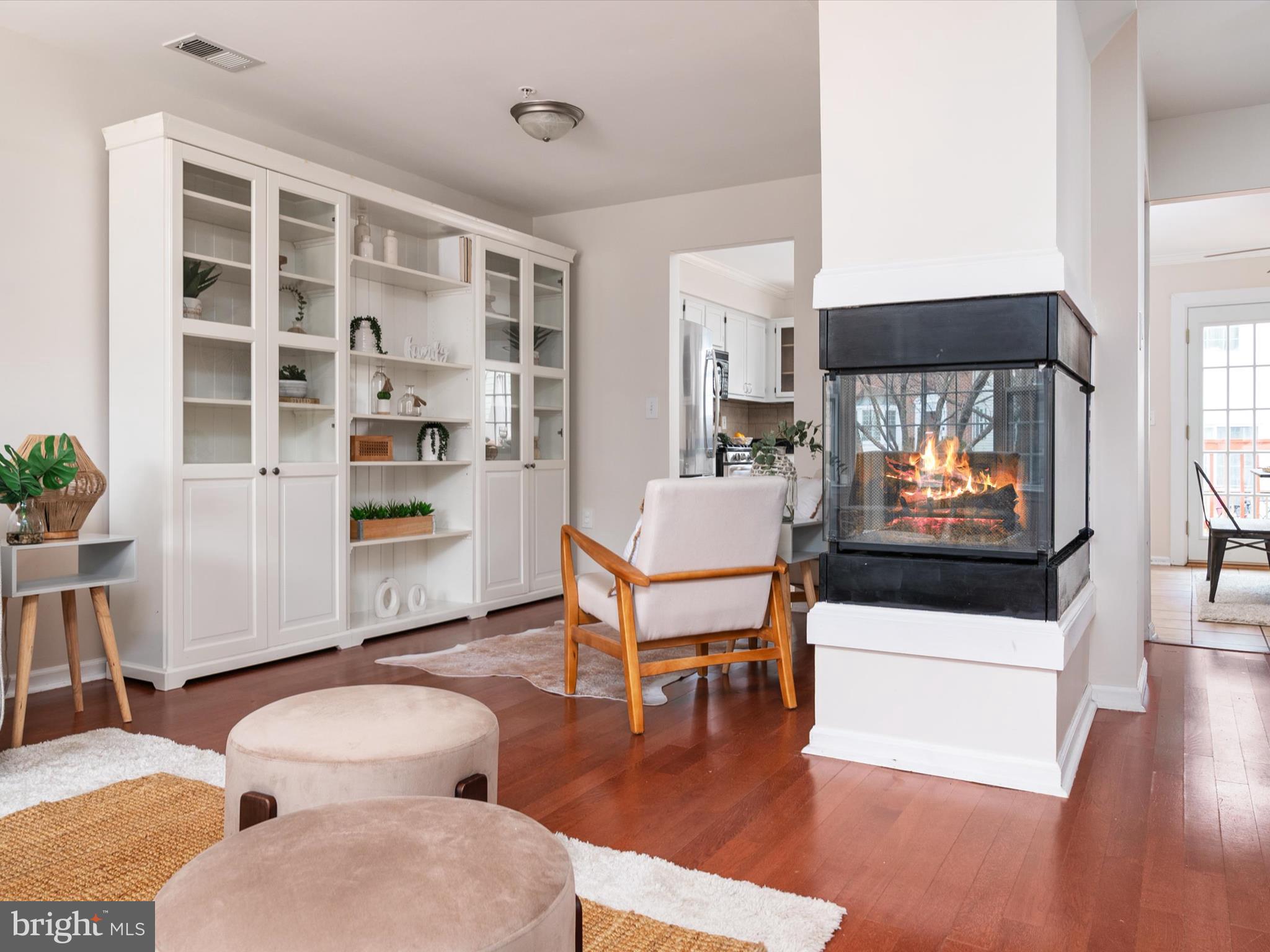 SYCAMORE MEWS - Residential