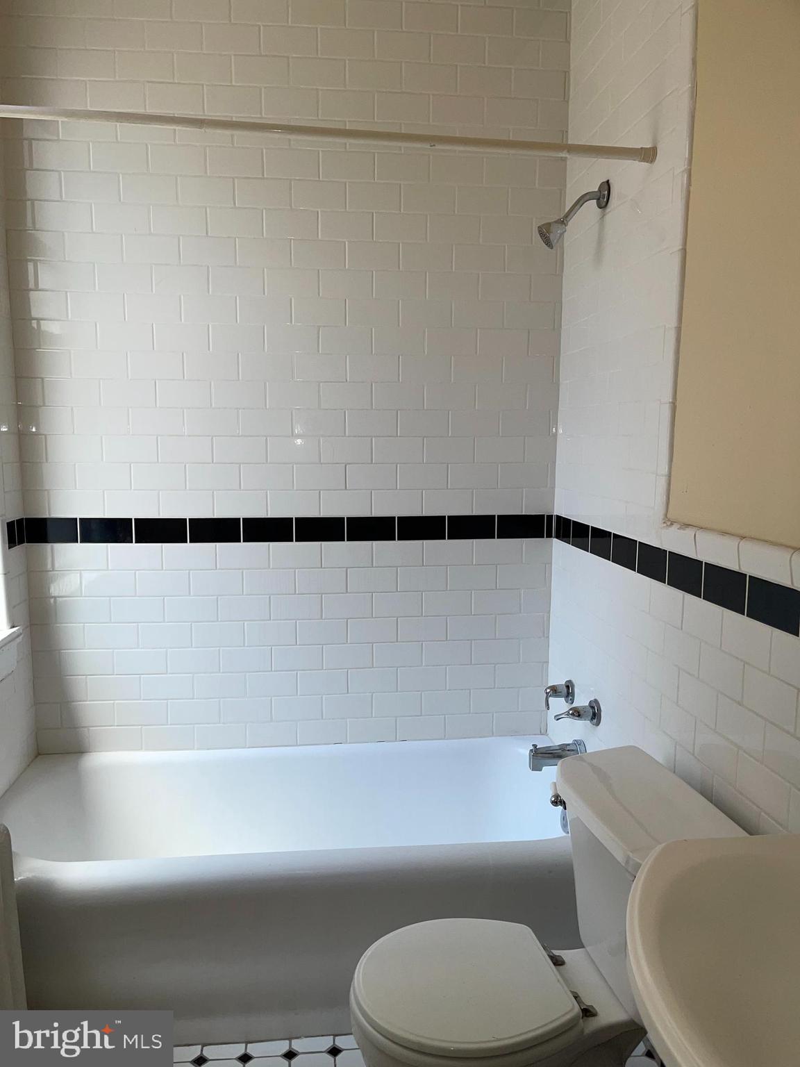 AVENUE OF THE ARTS - Residential