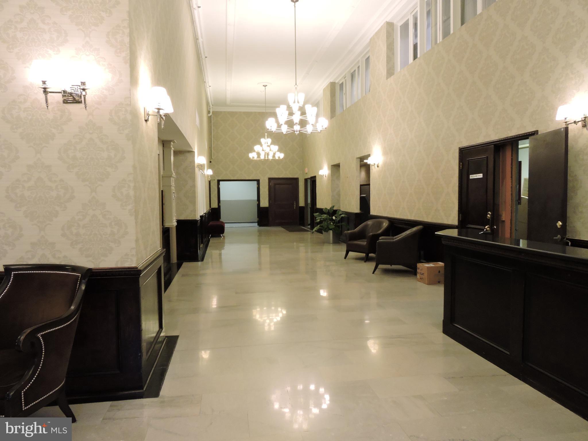 AVENUE OF THE ARTS - Residential