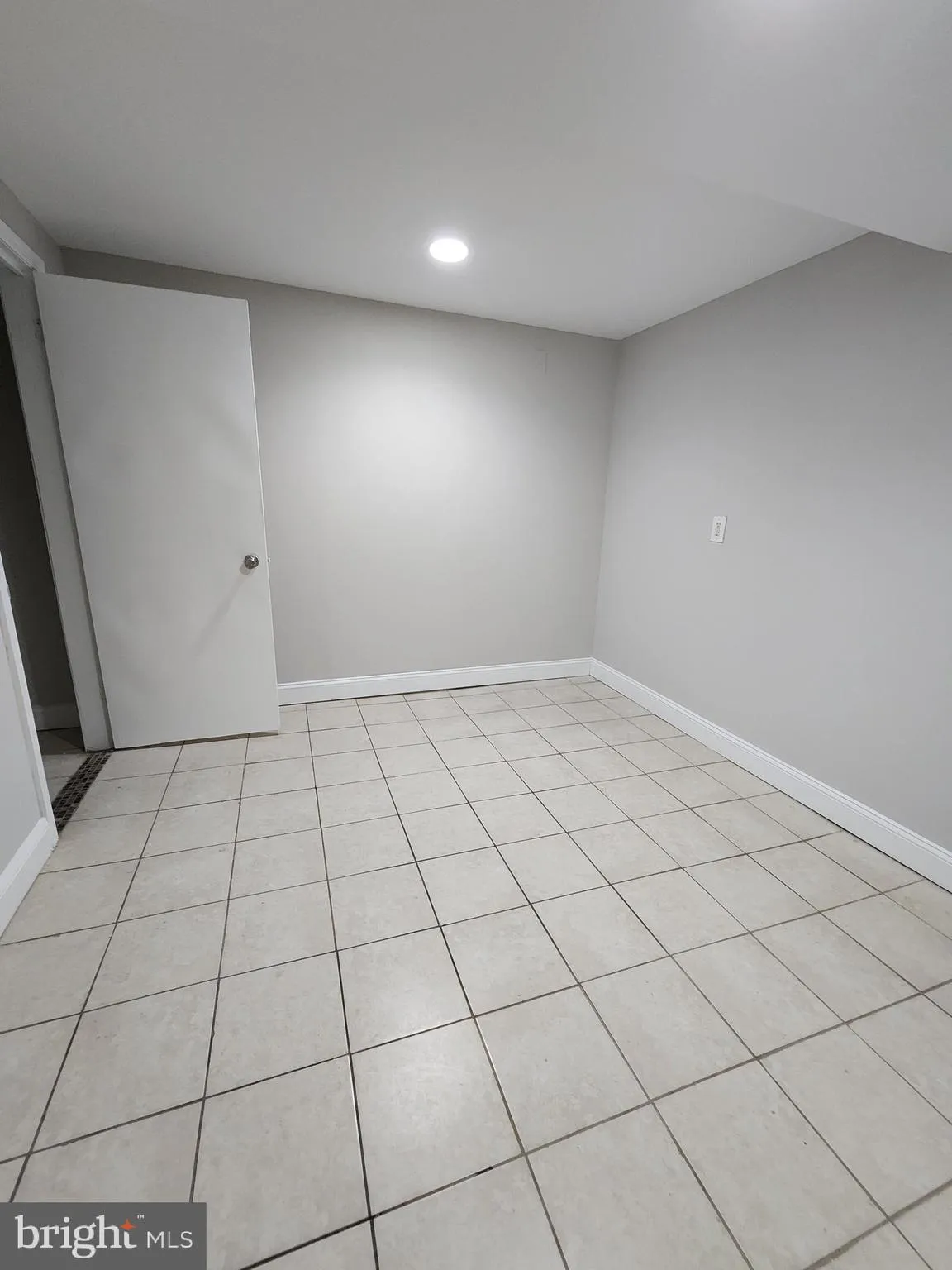 Philadelphia, Pennsylvania 19139, United States, 1 Bedroom Bedrooms, ,1 BathroomBathrooms,Residential,Active,236490