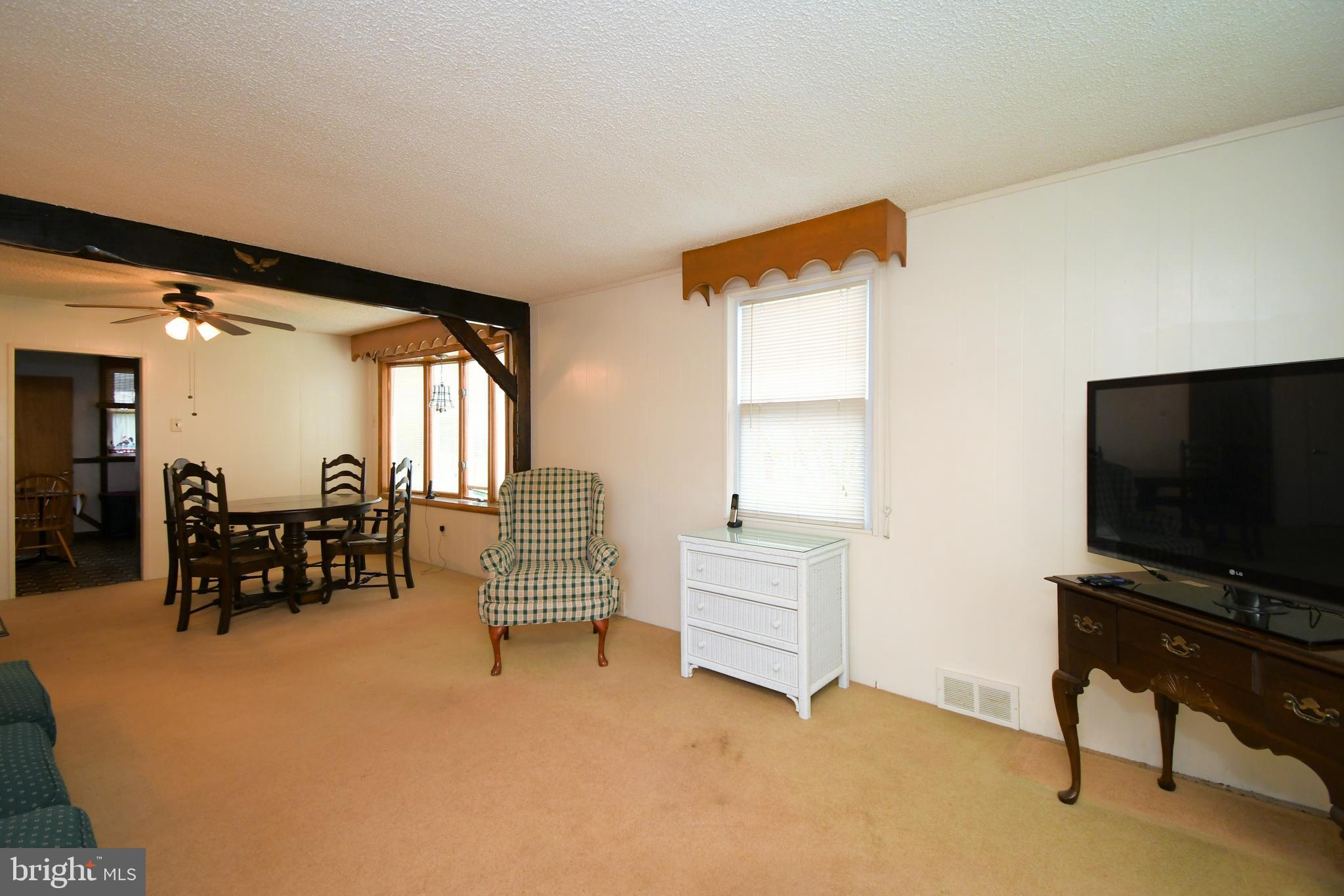 NORTH HILLS - Residential