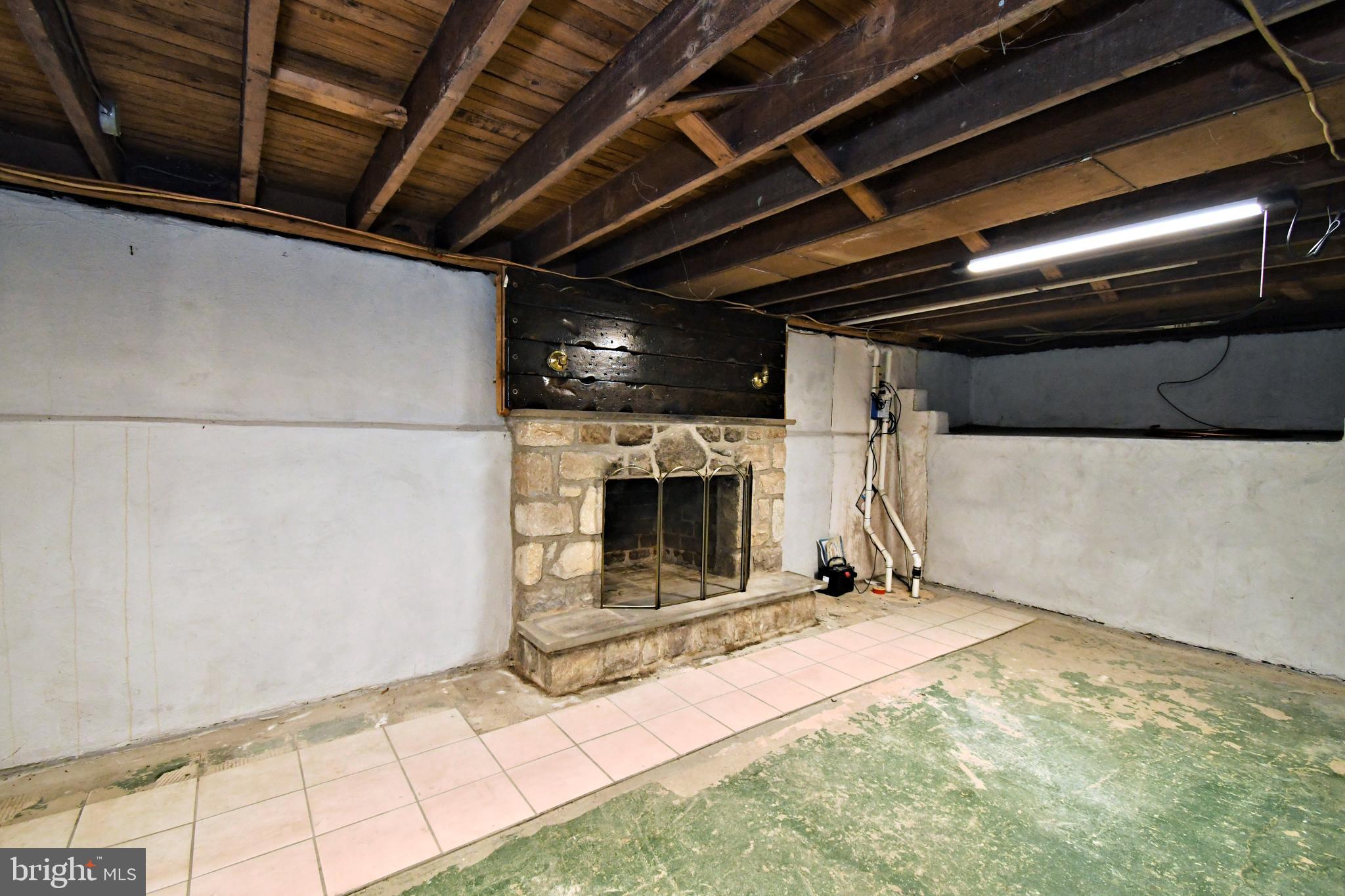 NORTH HILLS - Residential