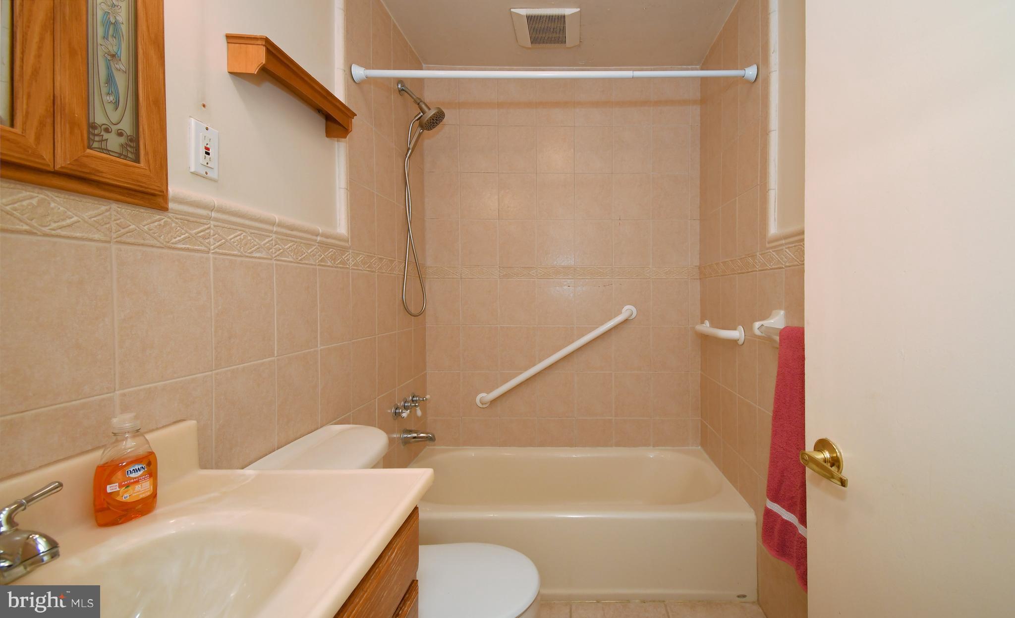 NORTH HILLS - Residential