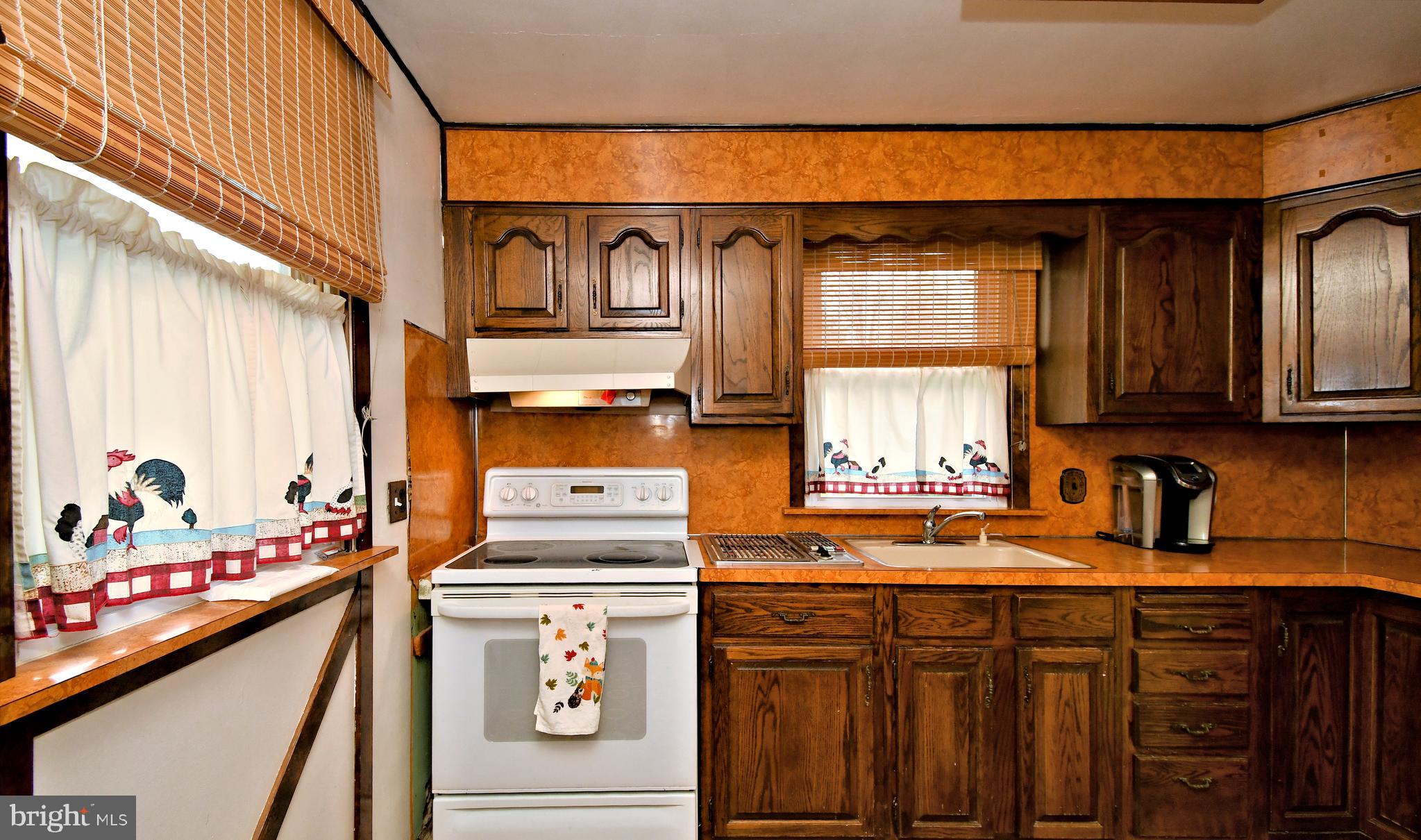 NORTH HILLS - Residential