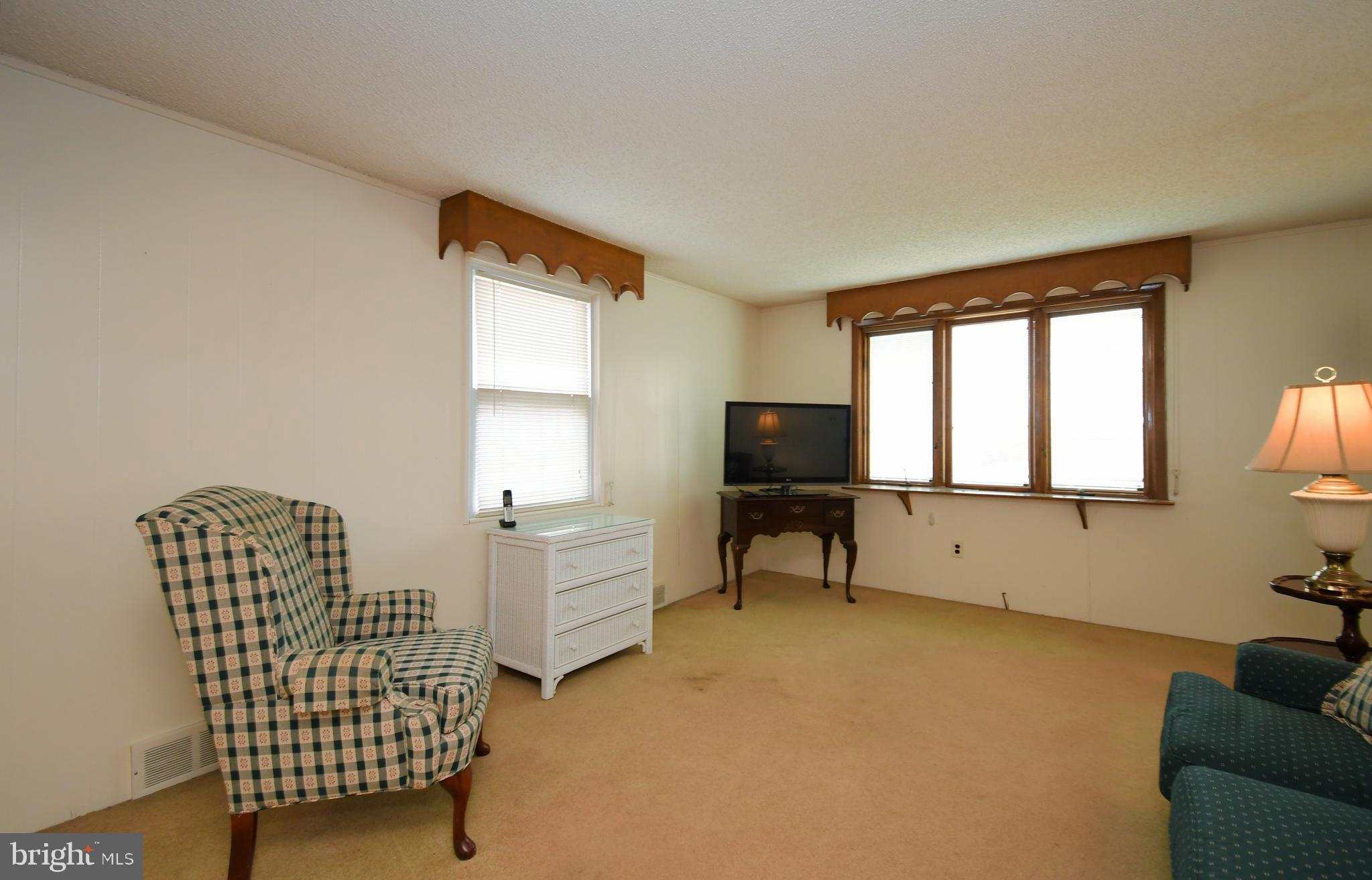 NORTH HILLS - Residential