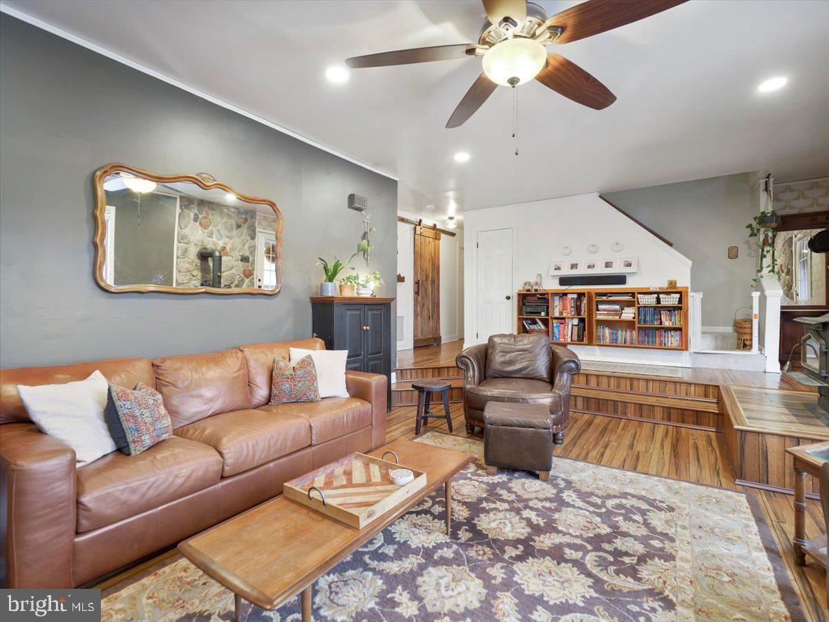 SLEEPY WOODS - Residential