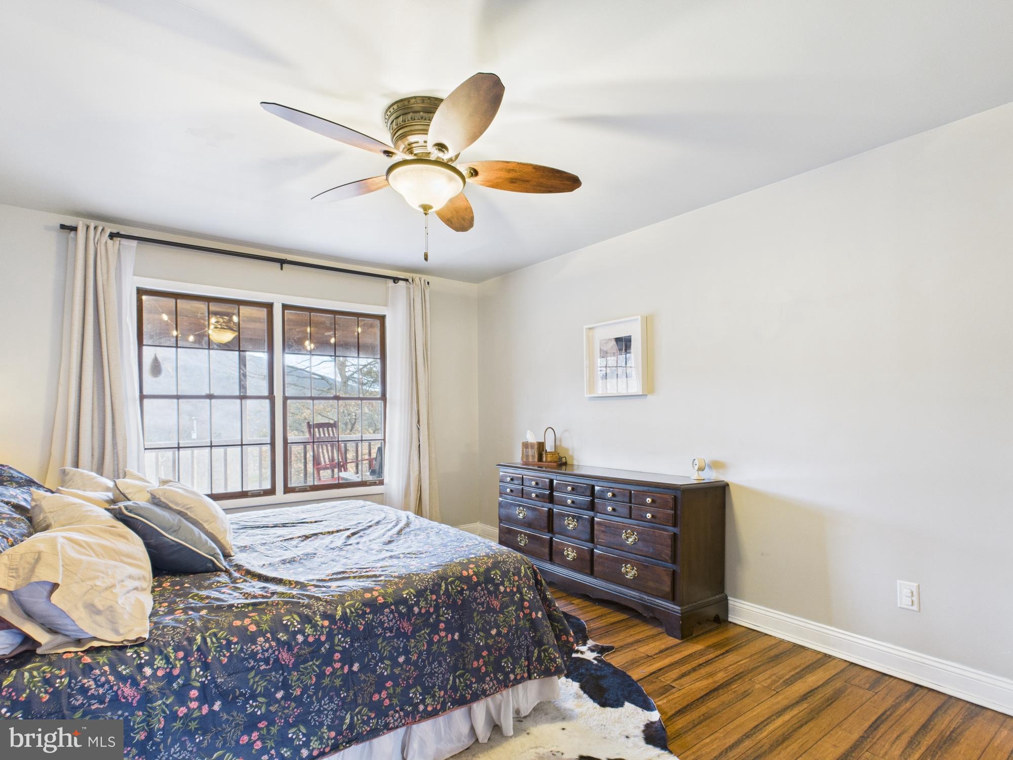 SLEEPY WOODS - Residential