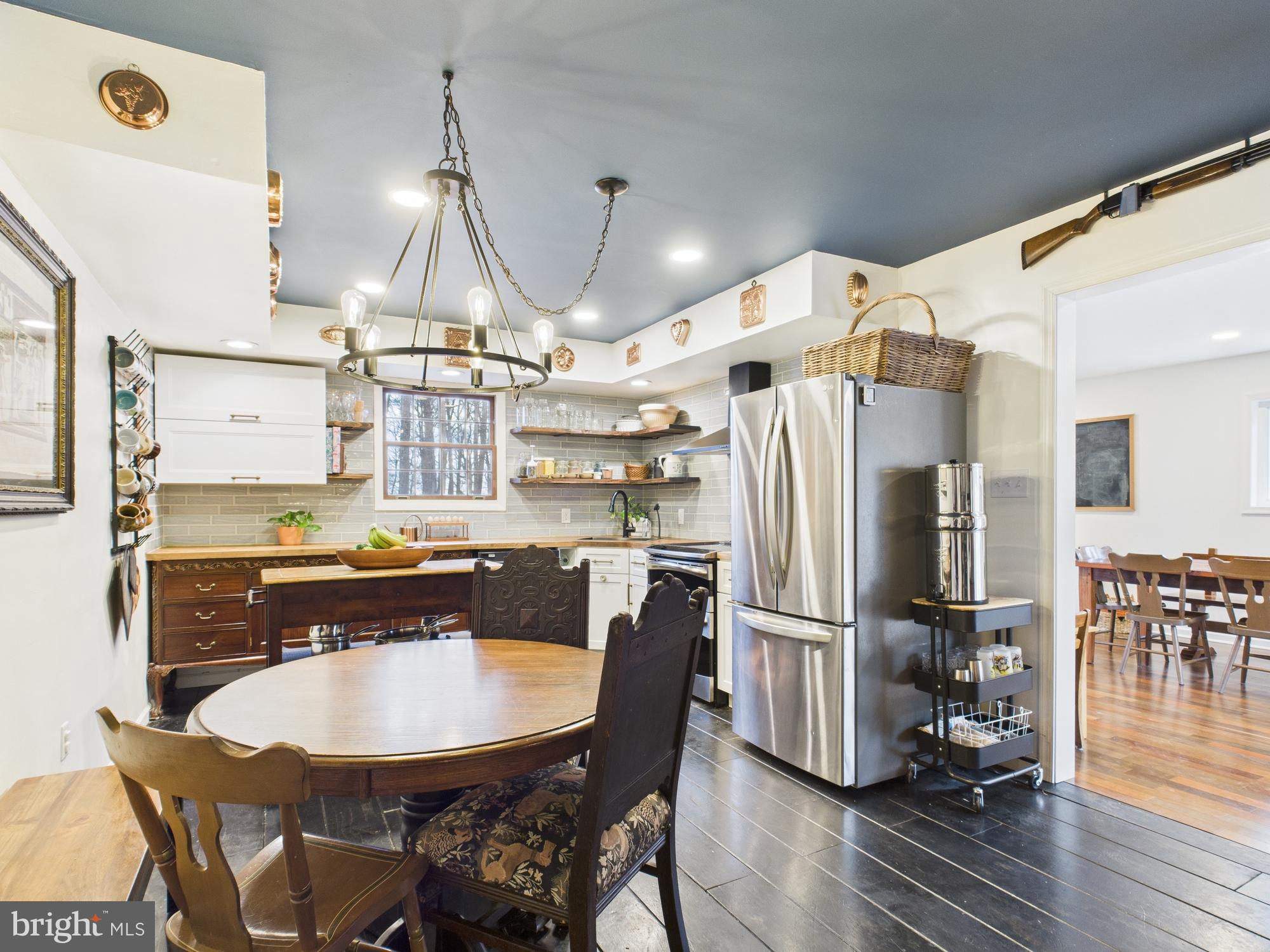 SLEEPY WOODS - Residential