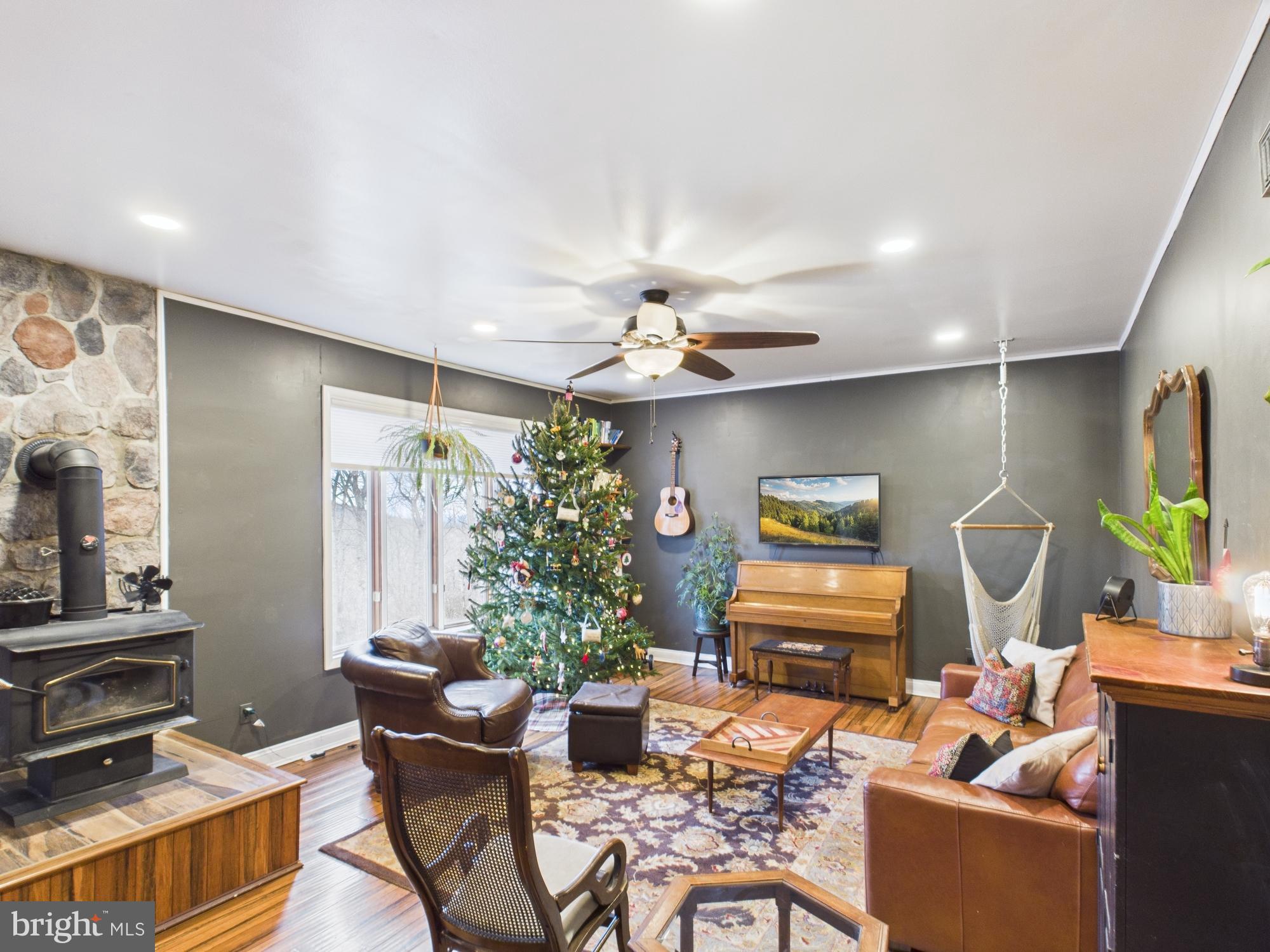 SLEEPY WOODS - Residential