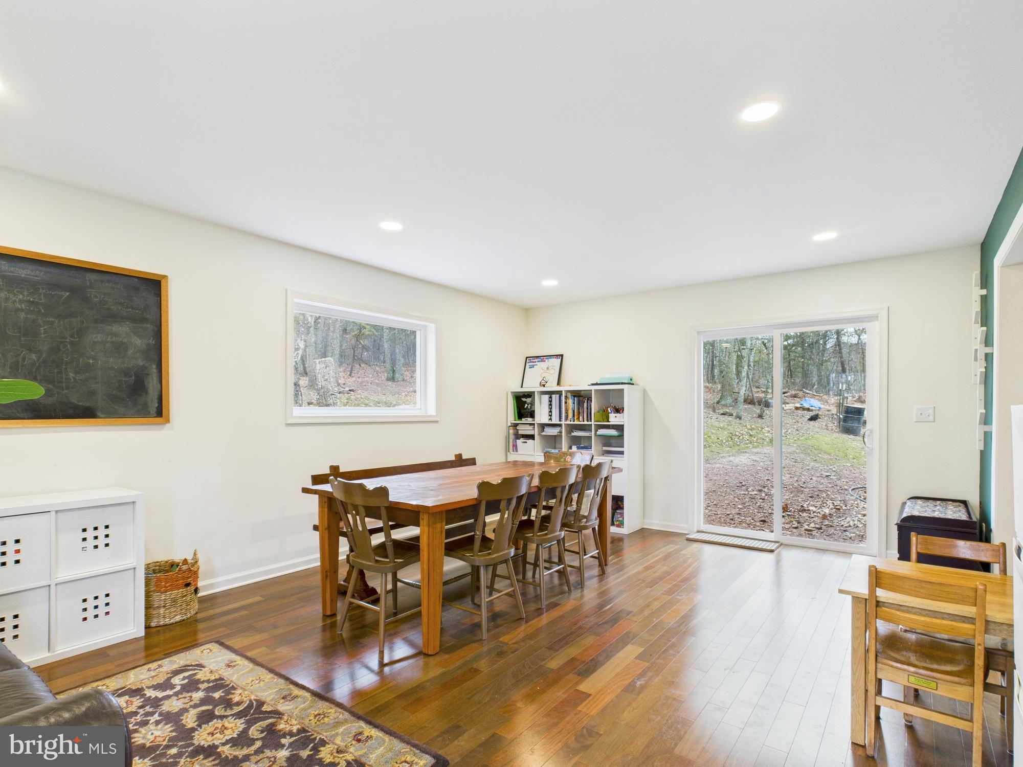 SLEEPY WOODS - Residential