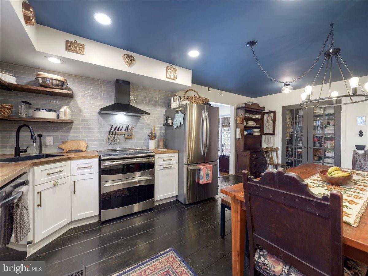 SLEEPY WOODS - Residential