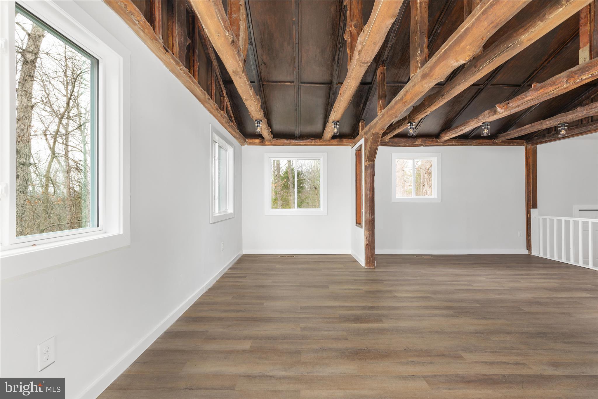 GLENWOOD FOREST - Residential