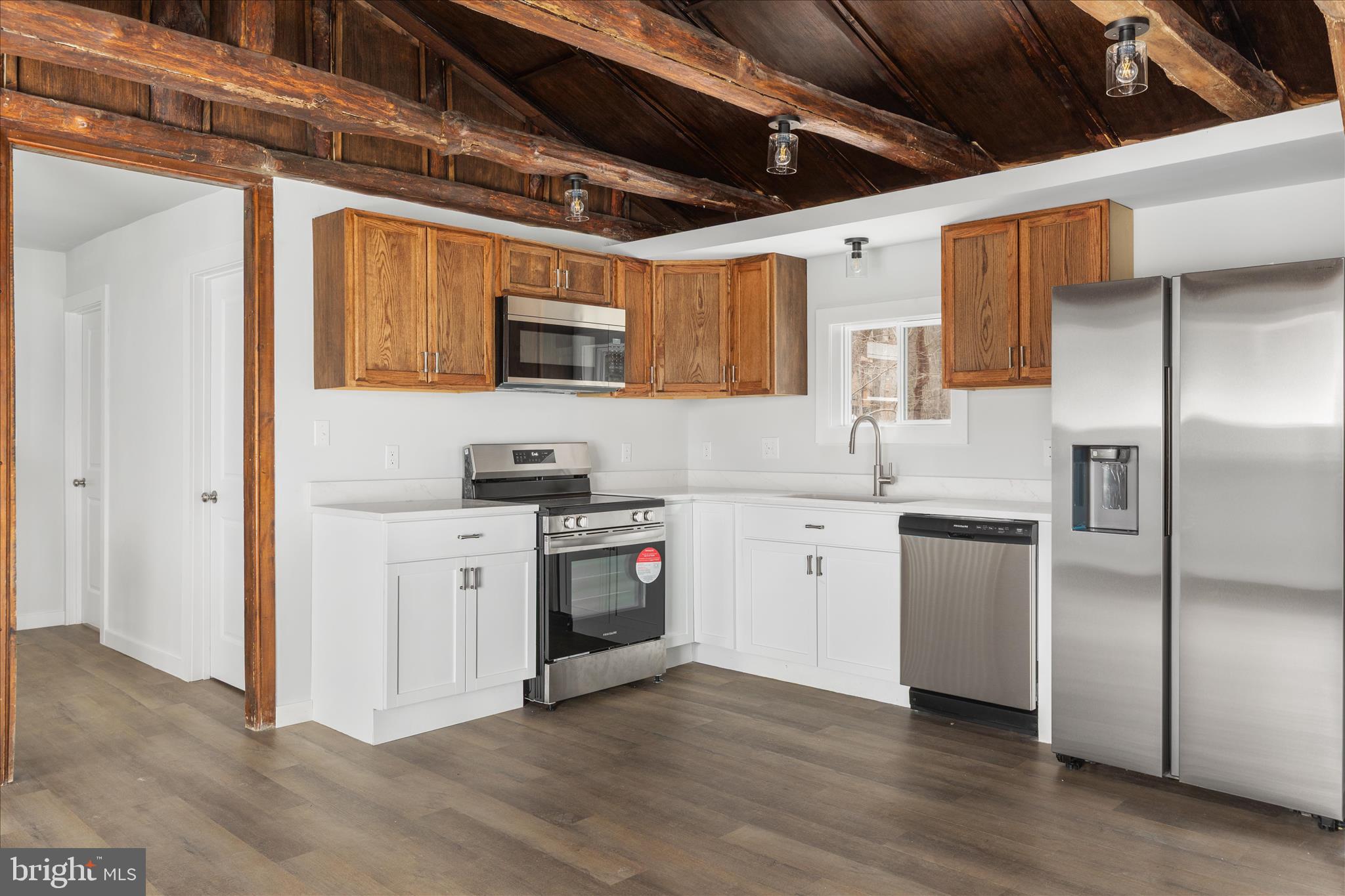 GLENWOOD FOREST - Residential