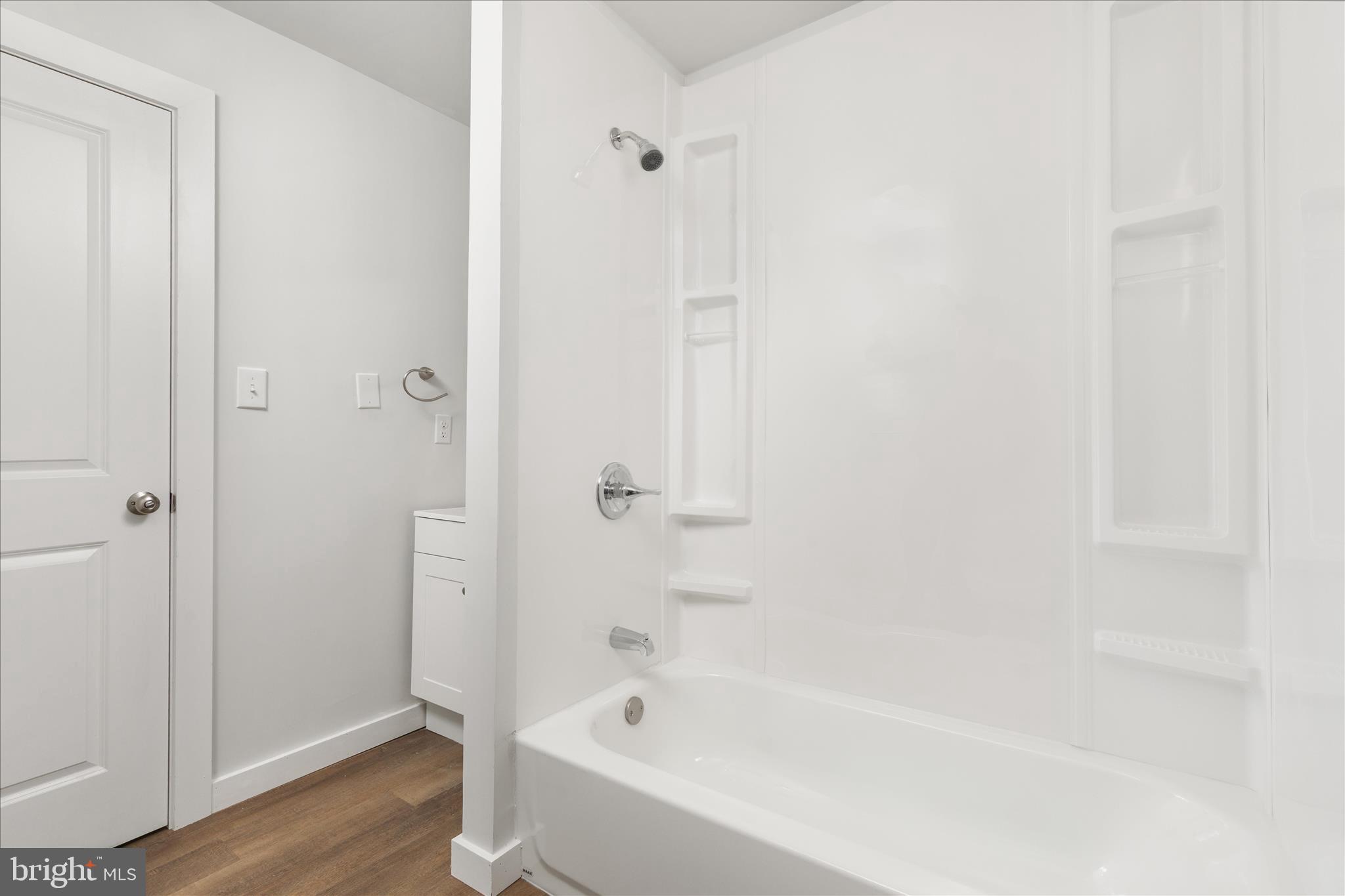 GLENWOOD FOREST - Residential