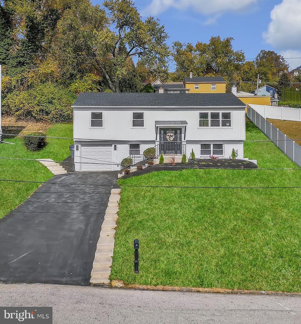 Photo of 258 Tennessee Avenue, CONSHOHOCKEN, PA 19428 (MLS # PAMC2162716)