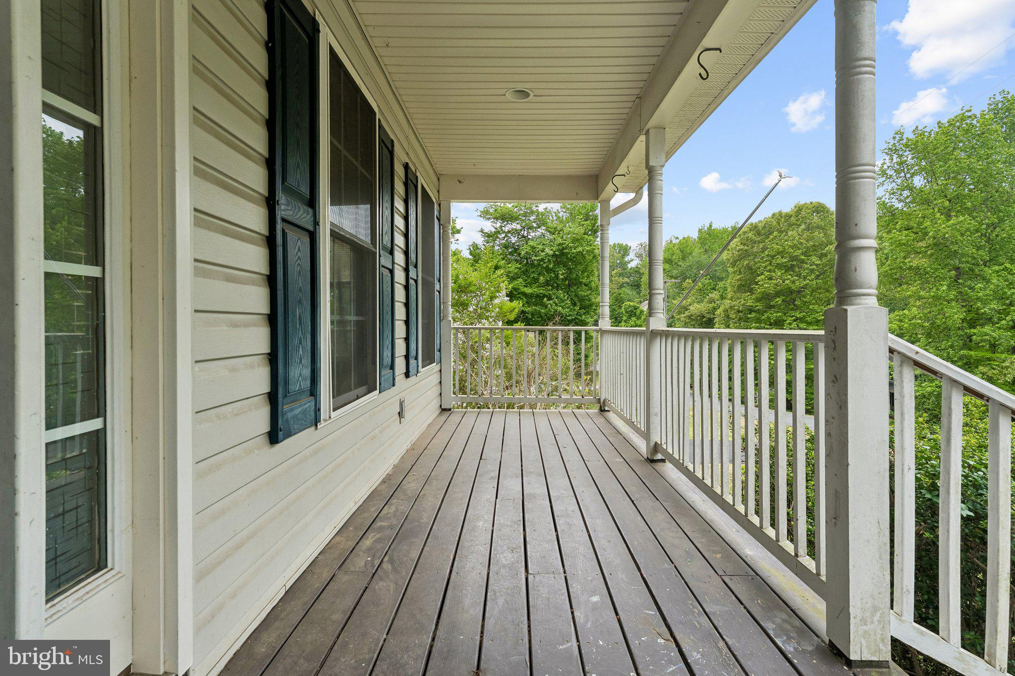 PRESIDENTIAL LAKES - Residential
