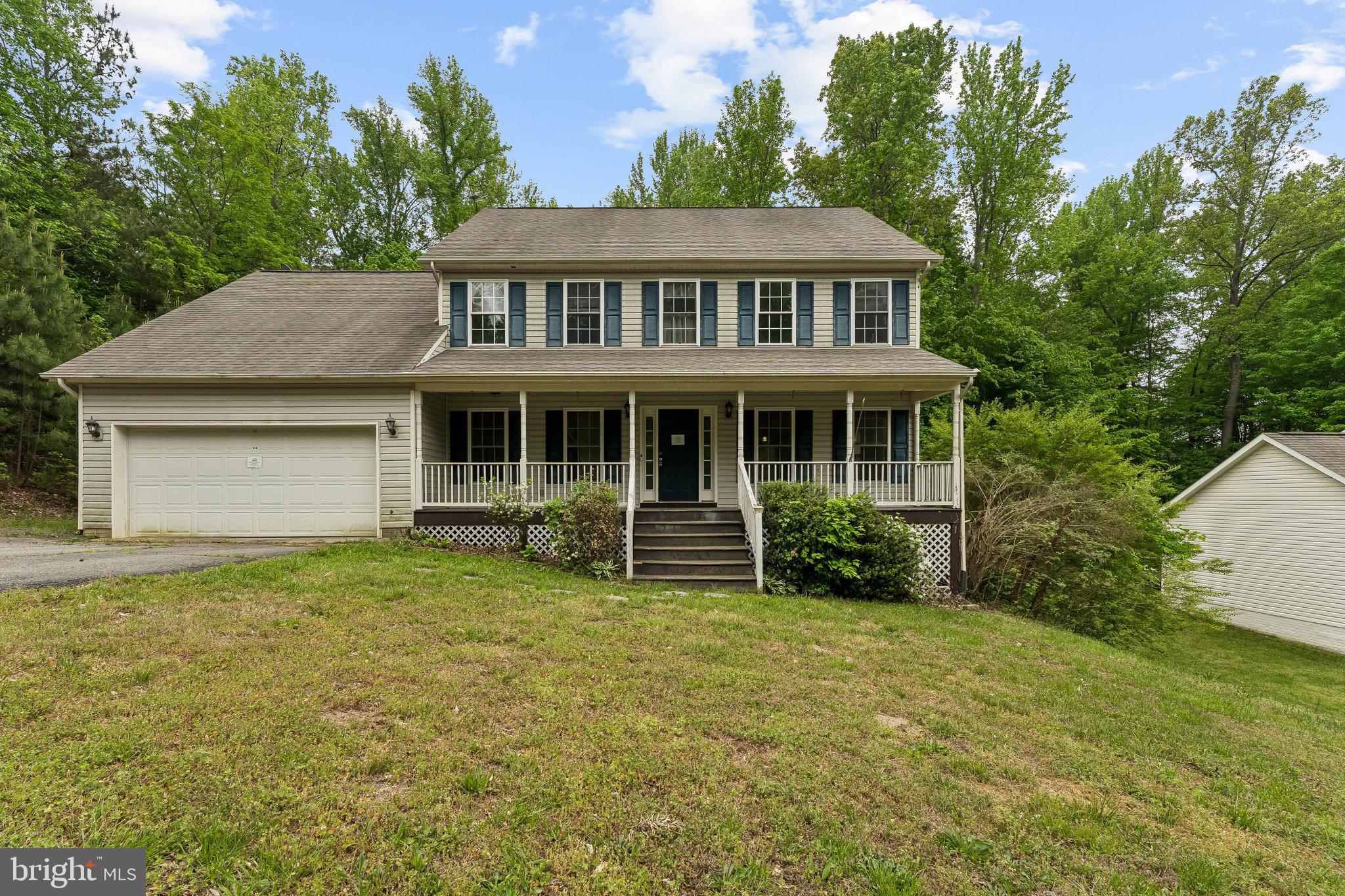 PRESIDENTIAL LAKES - Residential