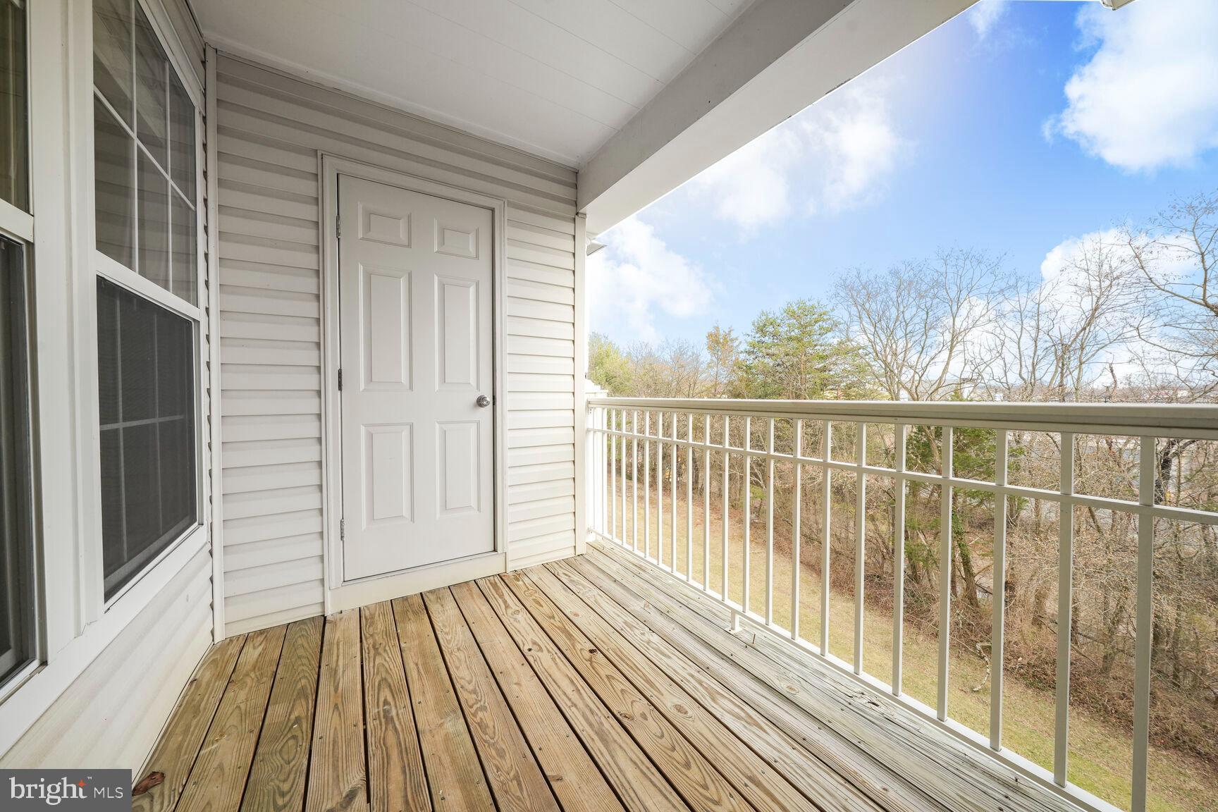 SOUTH MEADOWS - Residential