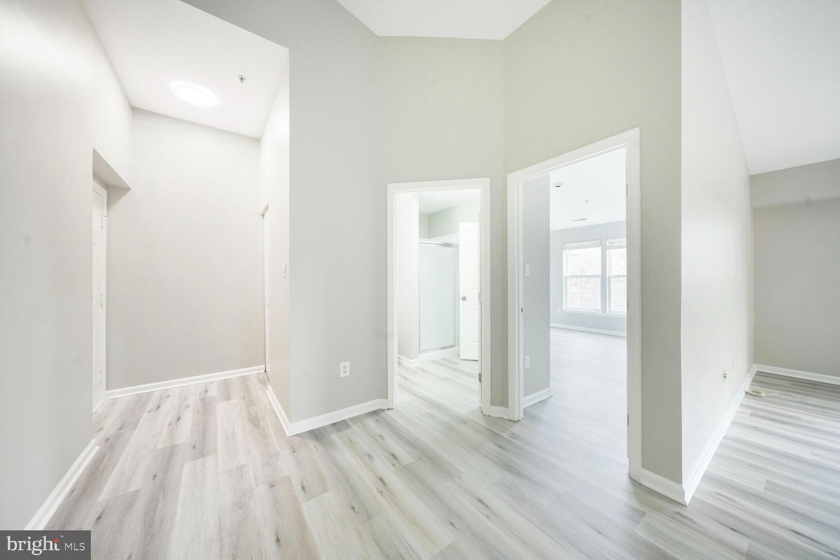 SOUTH MEADOWS - Residential