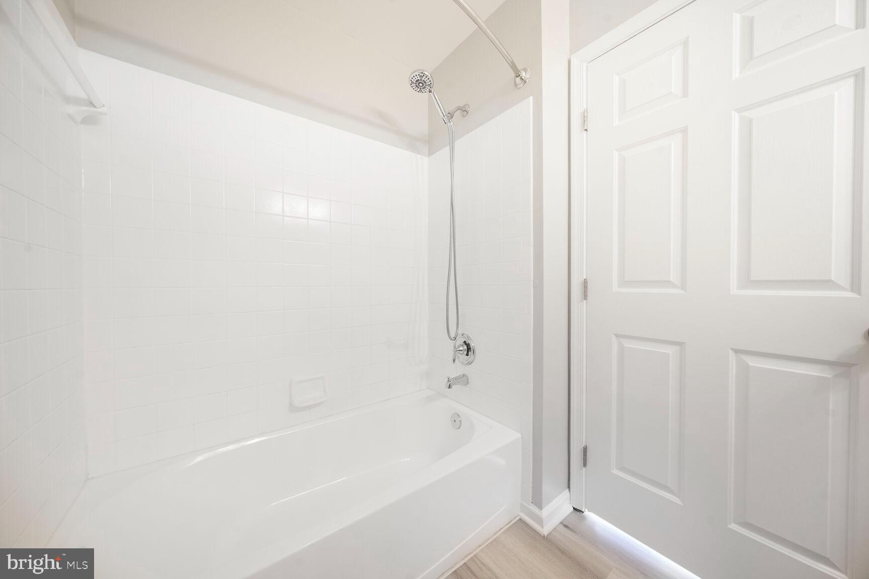 SOUTH MEADOWS - Residential